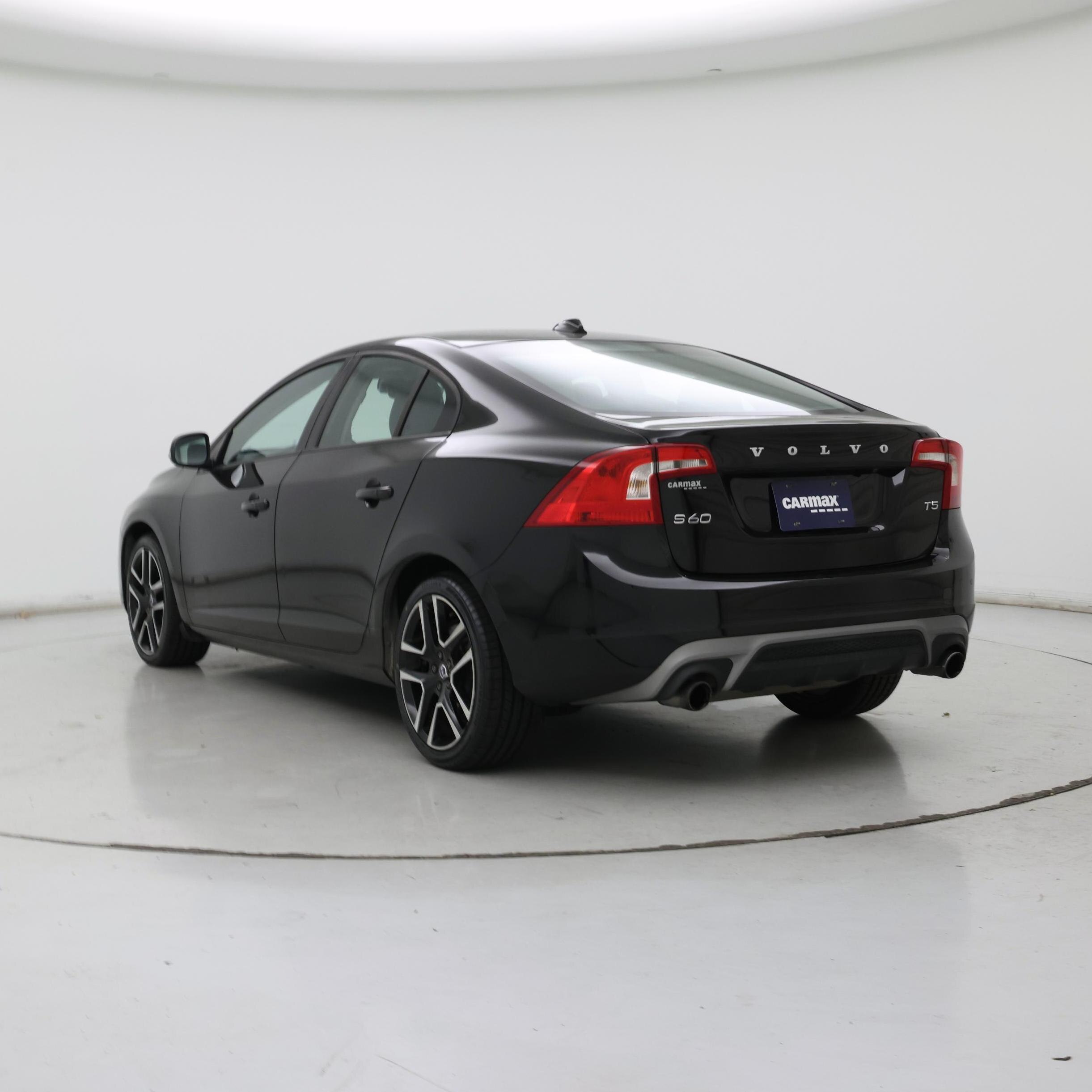 Thumbnail: 2018 Volvo S60 - 2