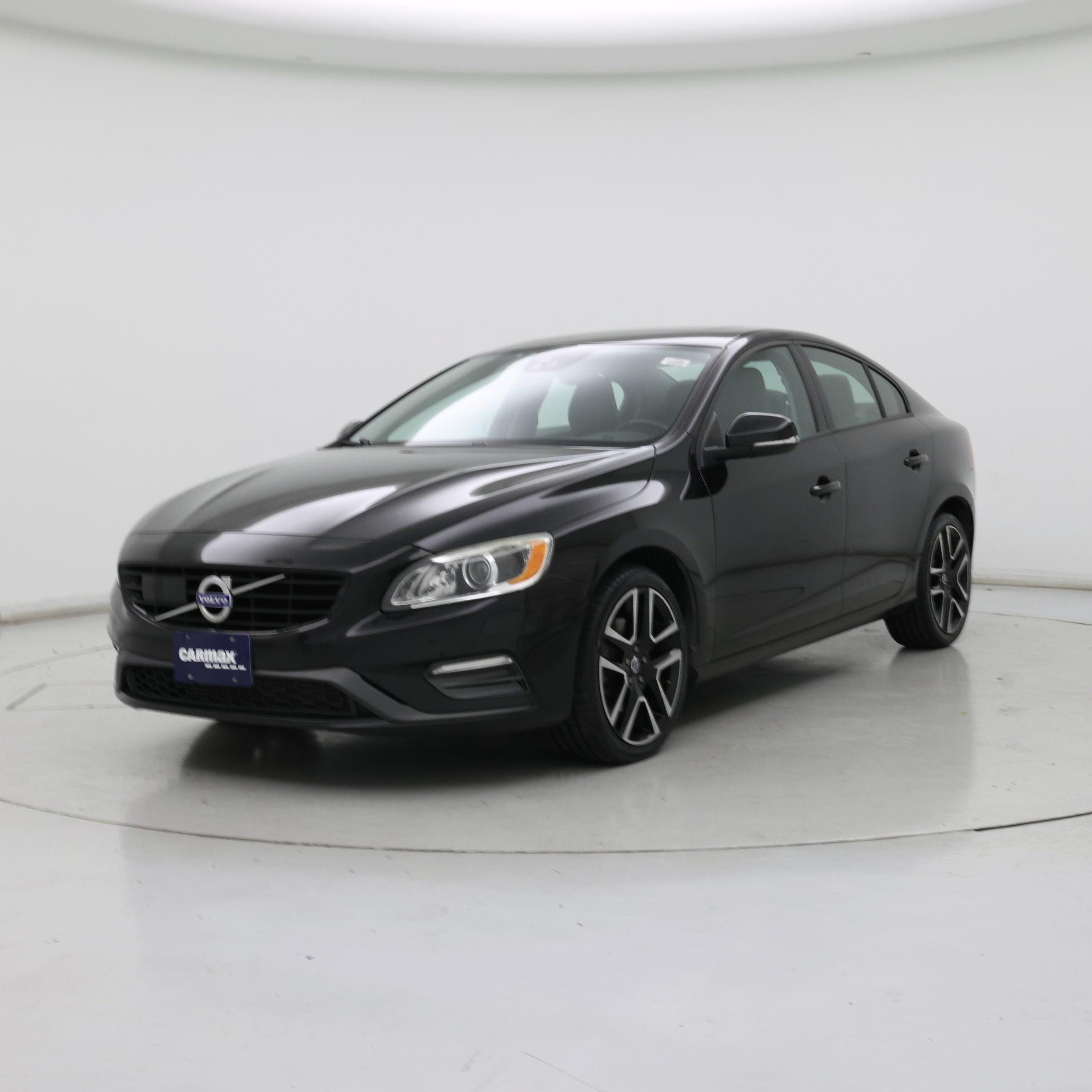 Thumbnail: 2018 Volvo S60 - 4