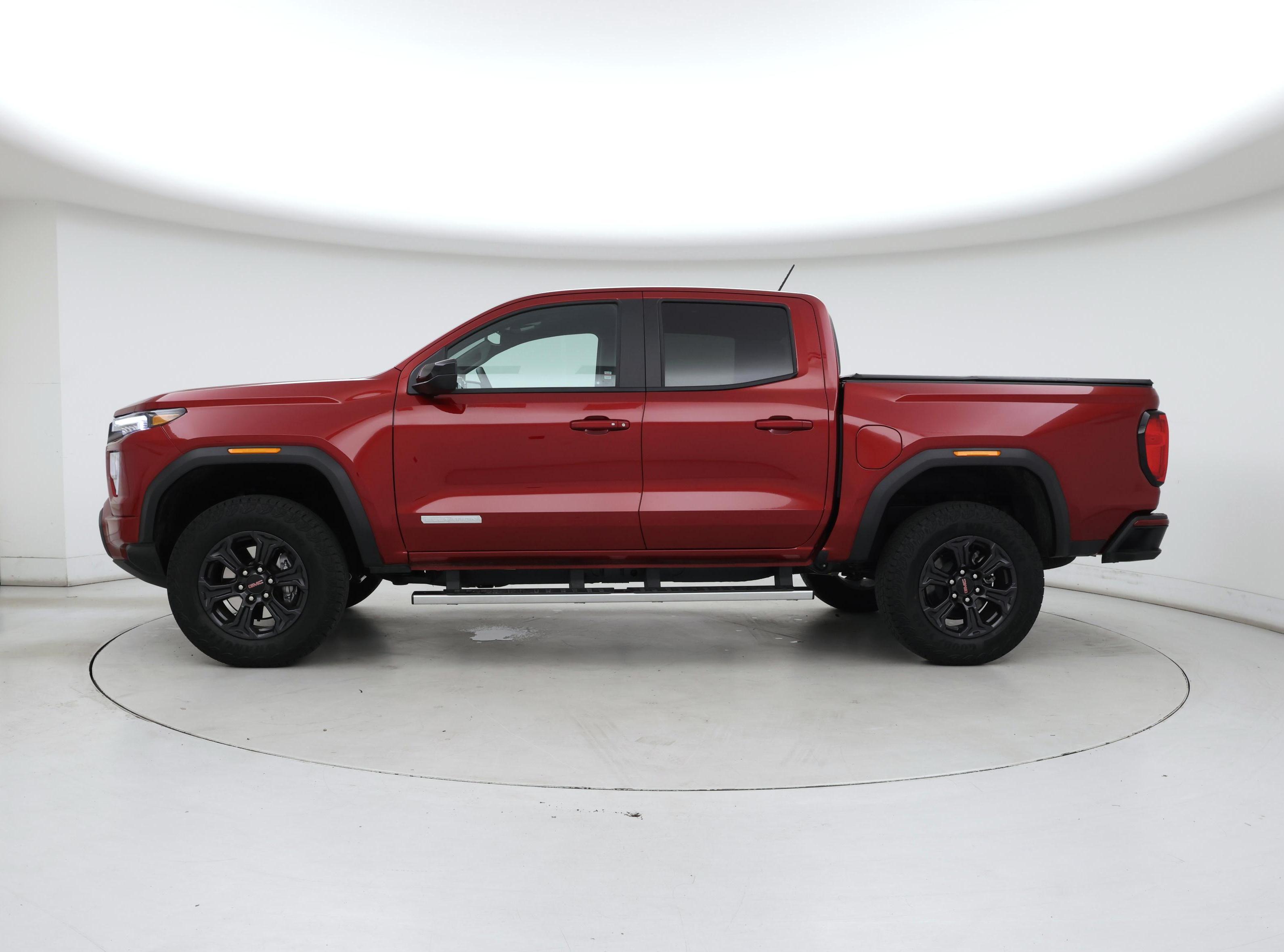 Thumbnail: 2024 GMC Canyon - 3
