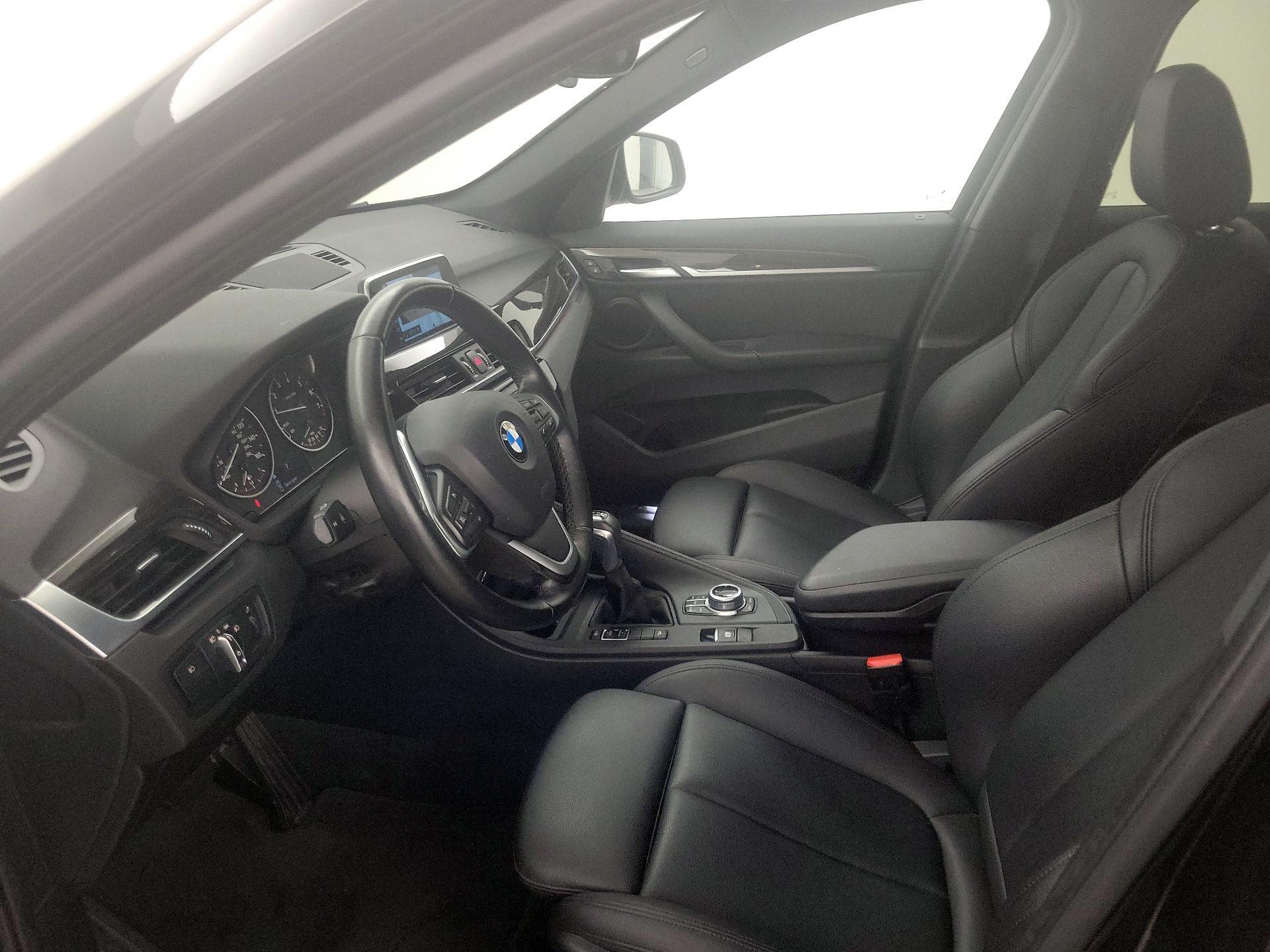 Thumbnail: 2018 BMW X1 - 11