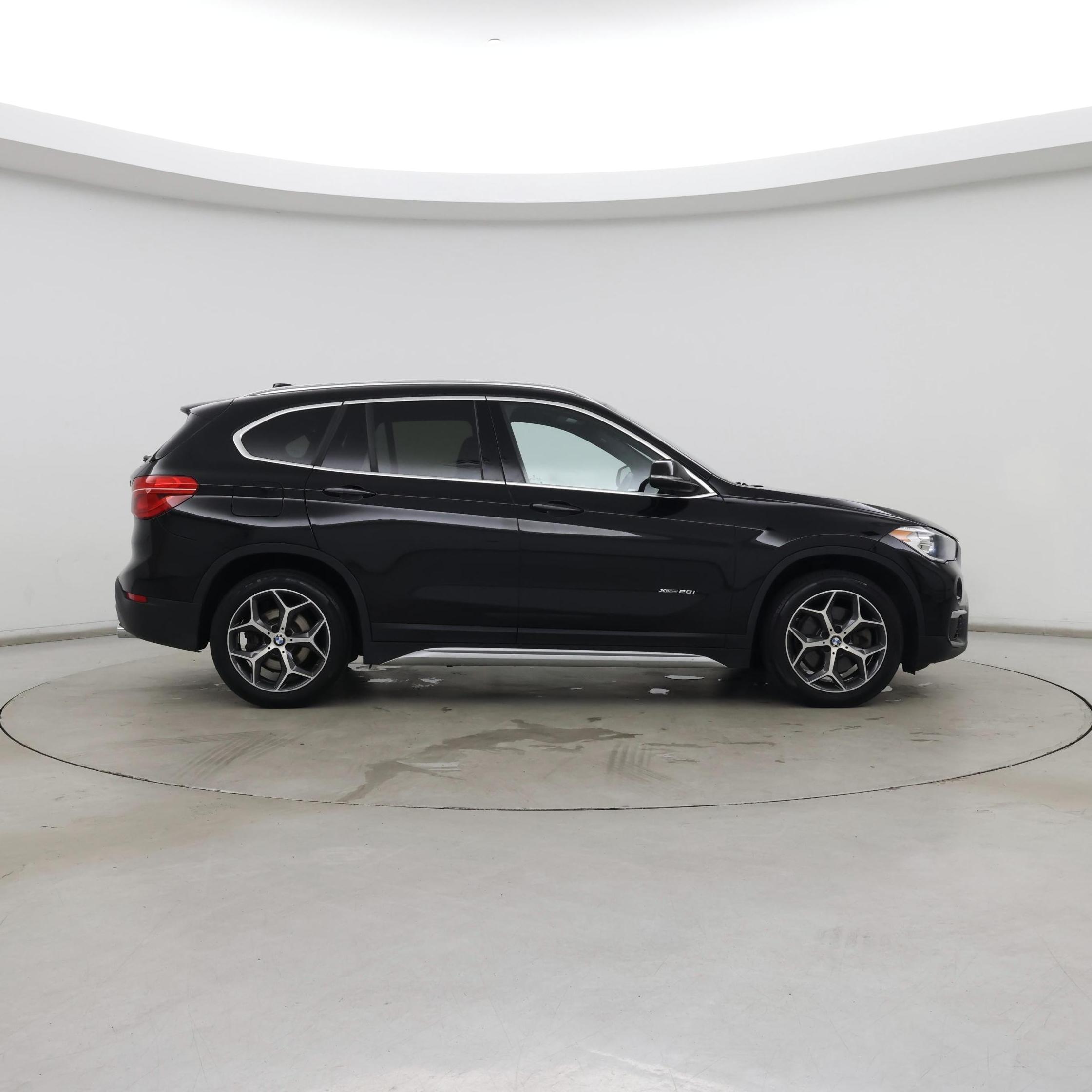 Thumbnail: 2018 BMW X1 - 7