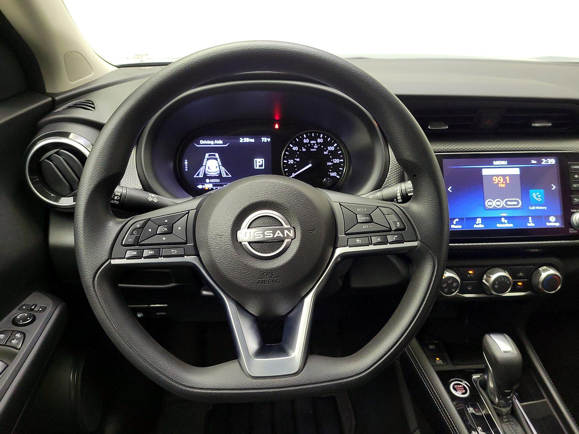 Thumbnail: 2024 Nissan Kicks - 10