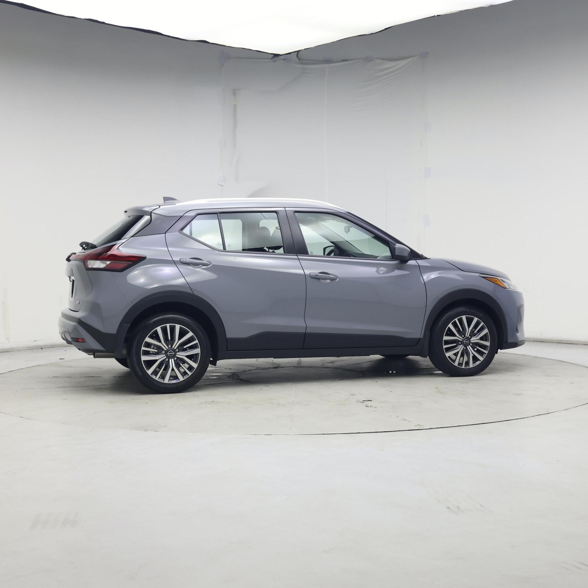 Thumbnail: 2024 Nissan Kicks - 7