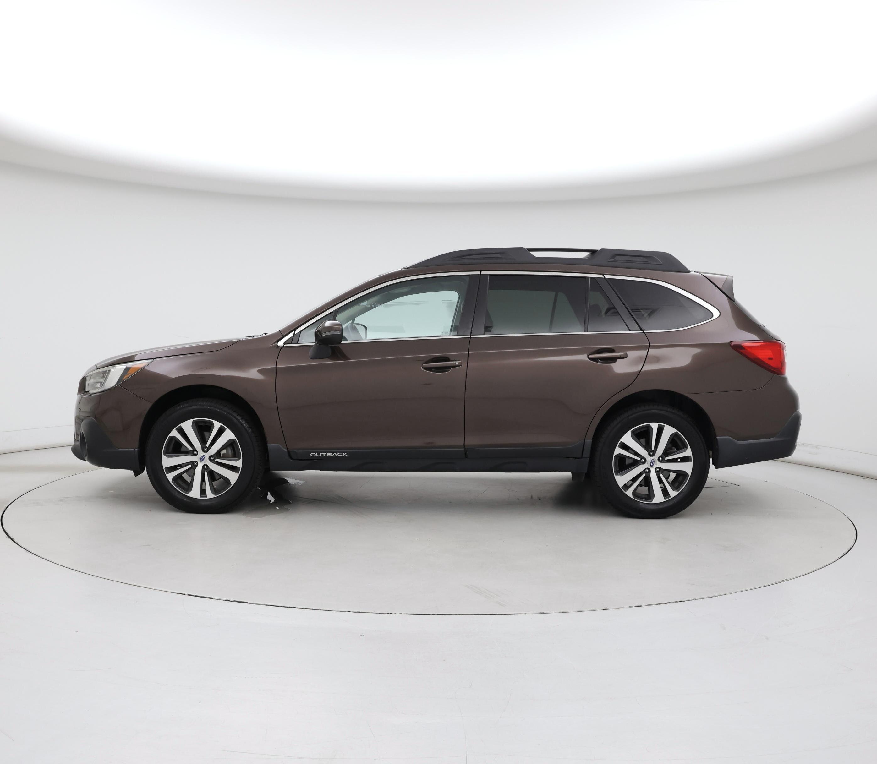 Thumbnail: 2019 Subaru Outback - 3