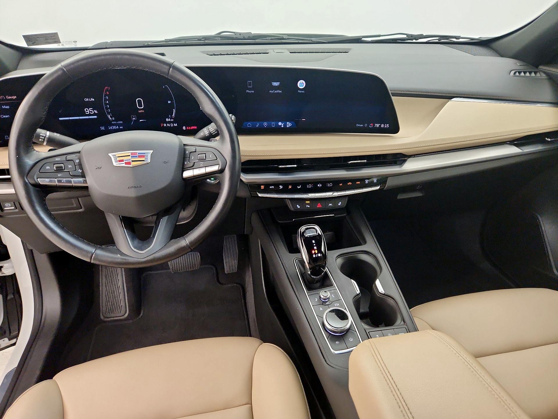 Thumbnail: 2024 Cadillac XT4 - 9