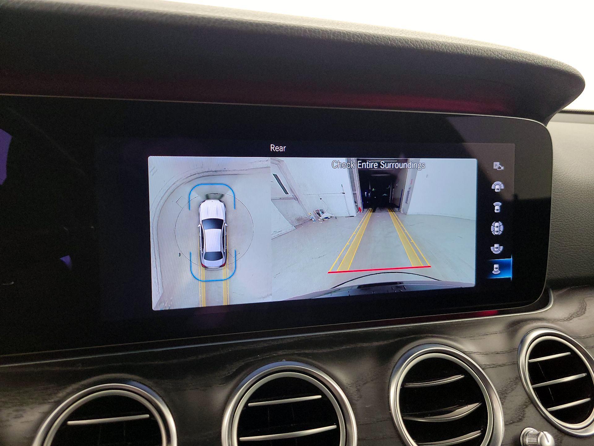 Thumbnail: 2021 Mercedes-Benz E-Class - 15