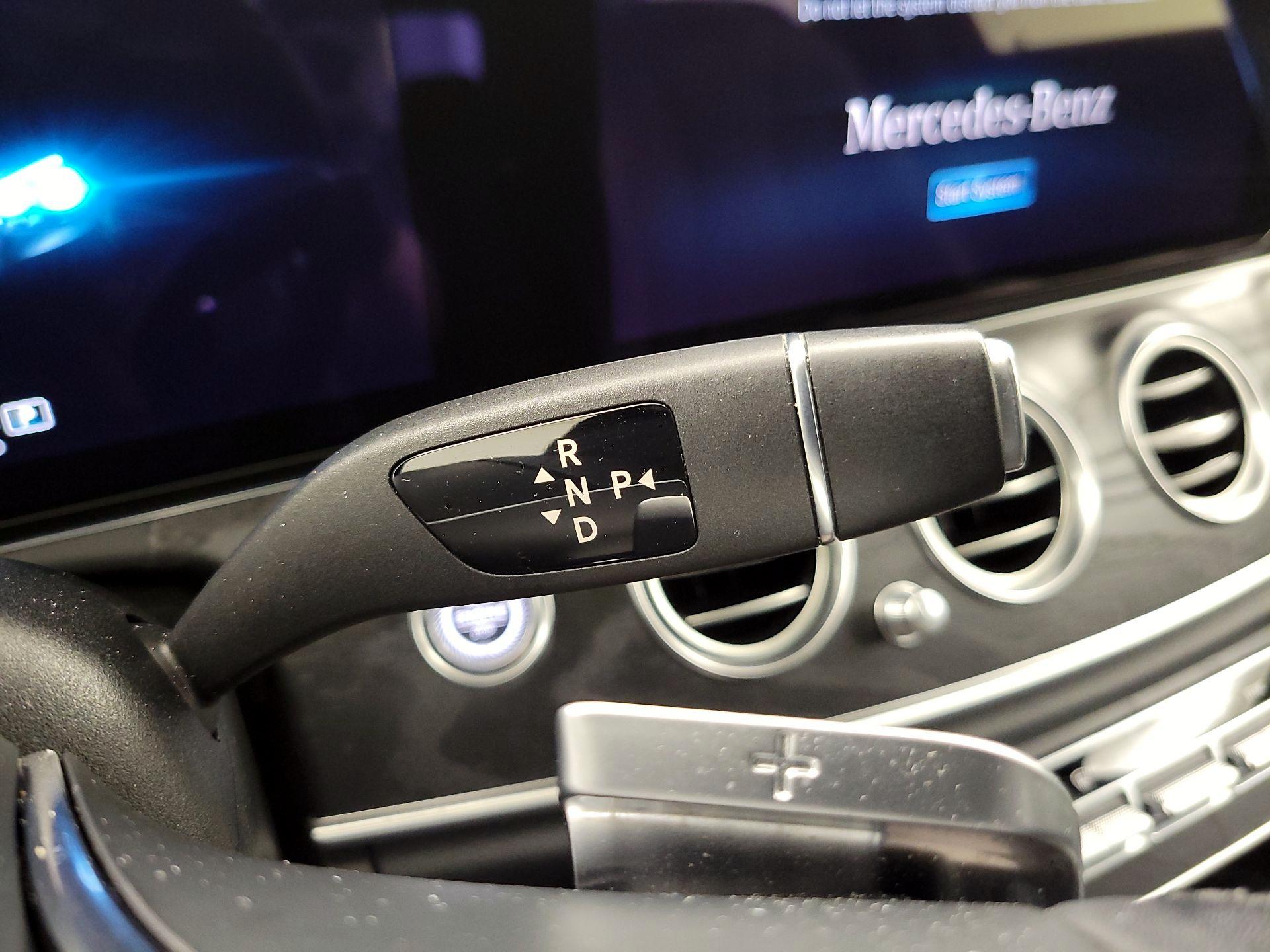 Thumbnail: 2021 Mercedes-Benz E-Class - 18