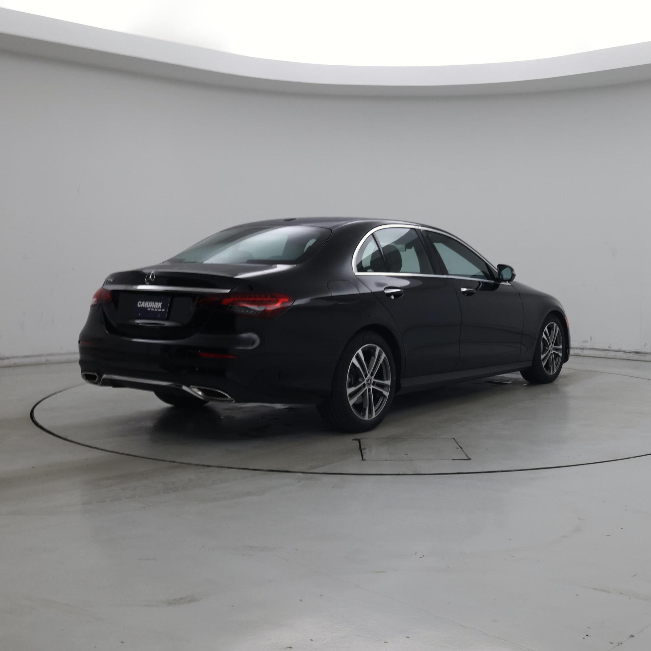 Thumbnail: 2021 Mercedes-Benz E-Class - 8