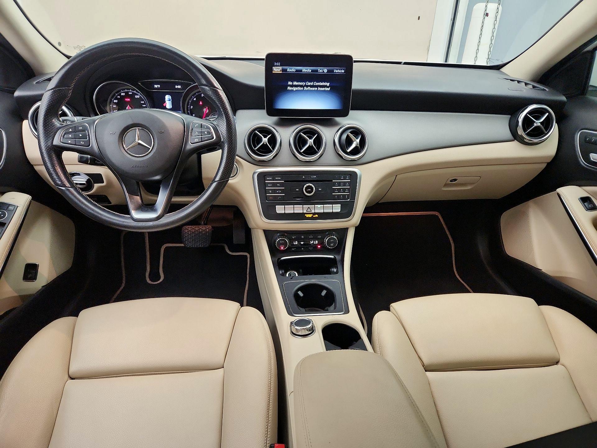 Thumbnail: 2020 Mercedes-Benz GLA - 9