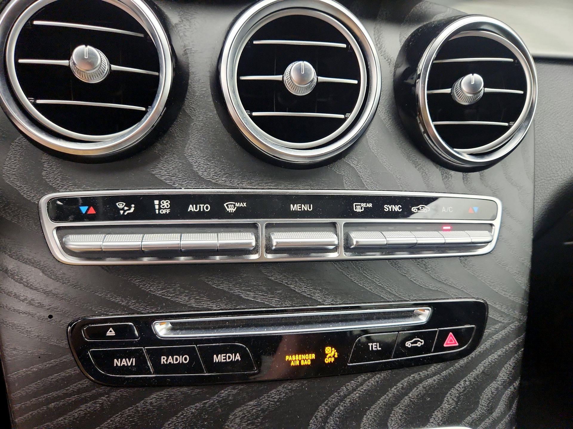 Thumbnail: 2019 Mercedes-Benz GLC - 17