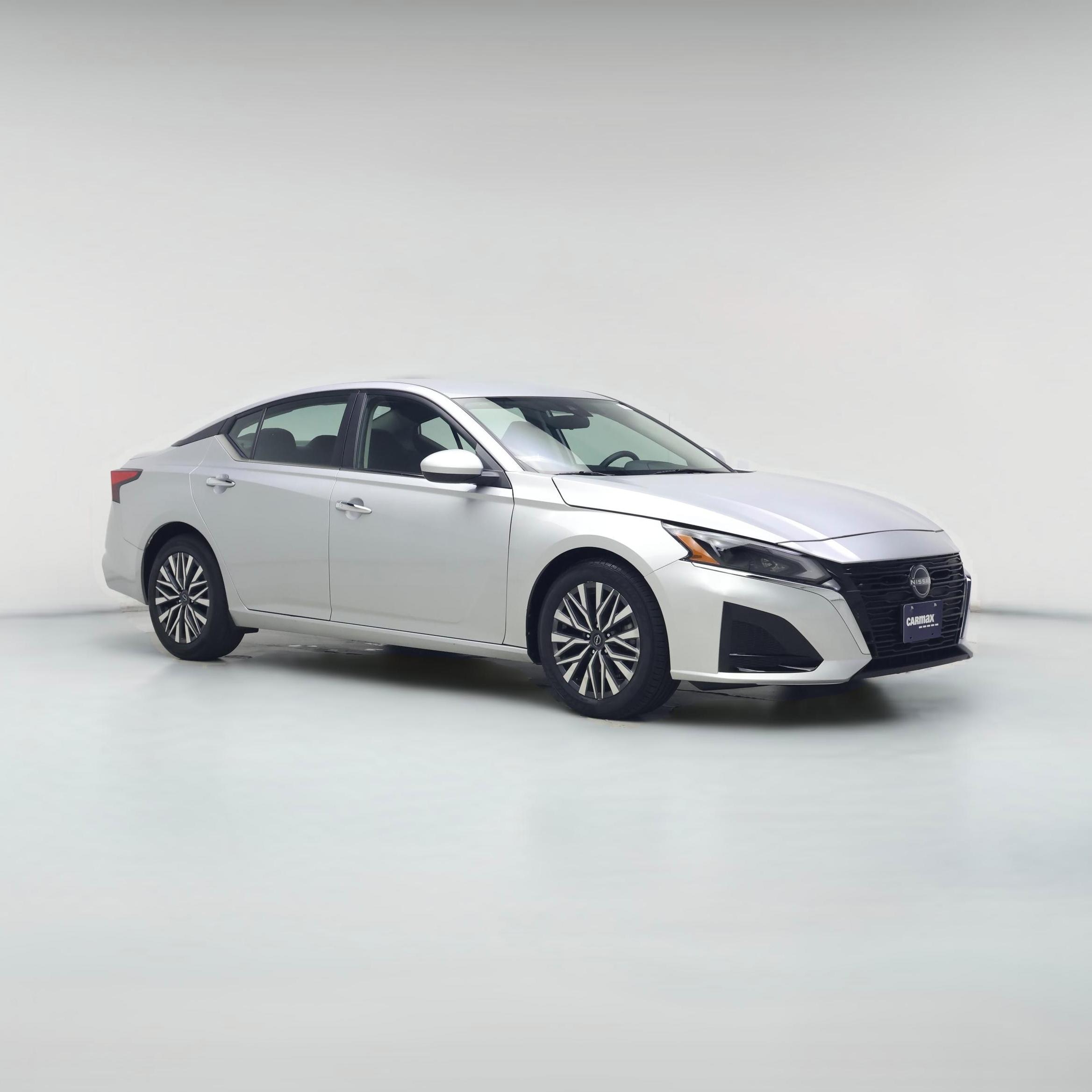Thumbnail: 2023 Nissan Altima - 1