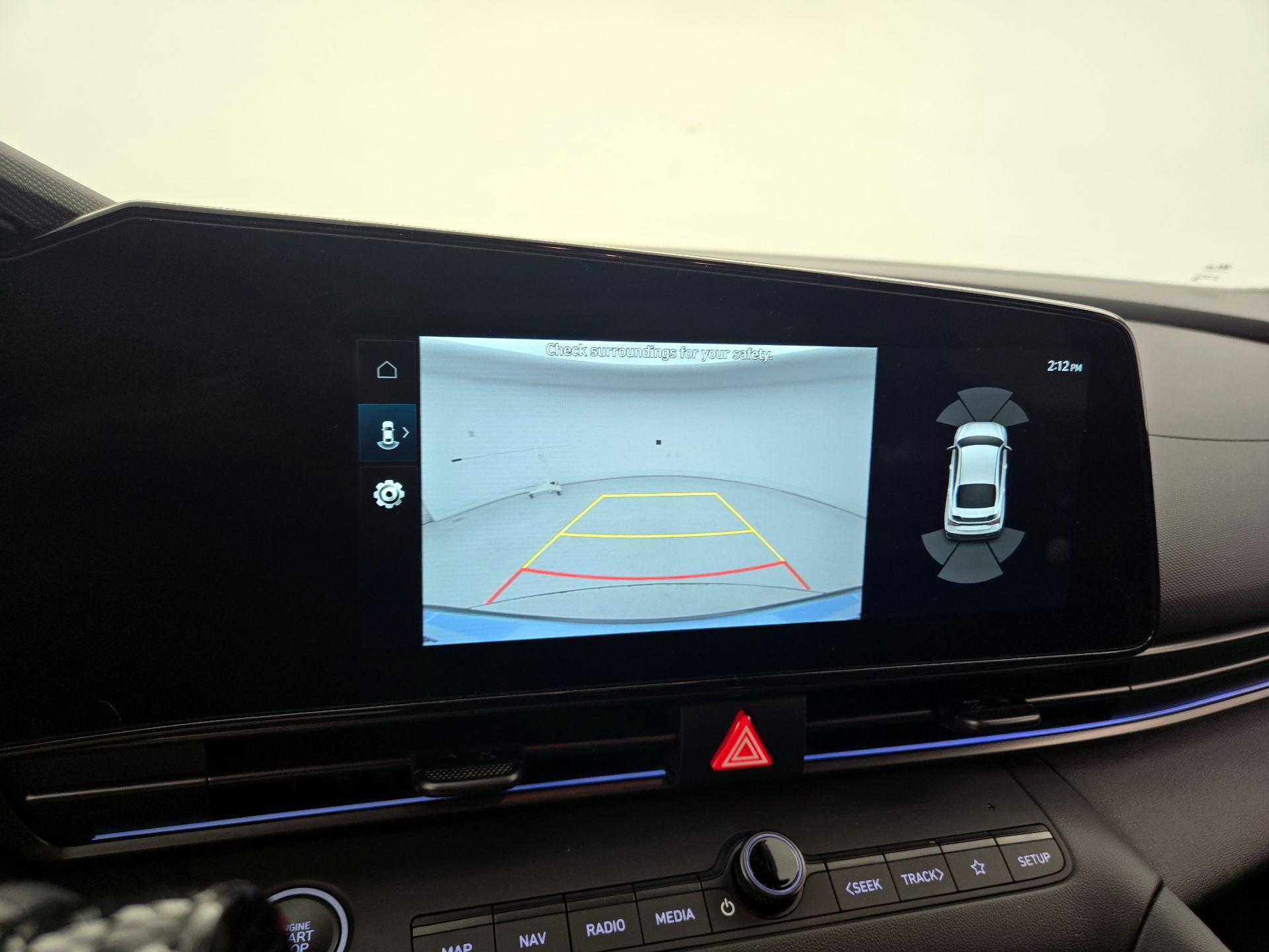 Thumbnail: 2025 Hyundai Elantra - 15