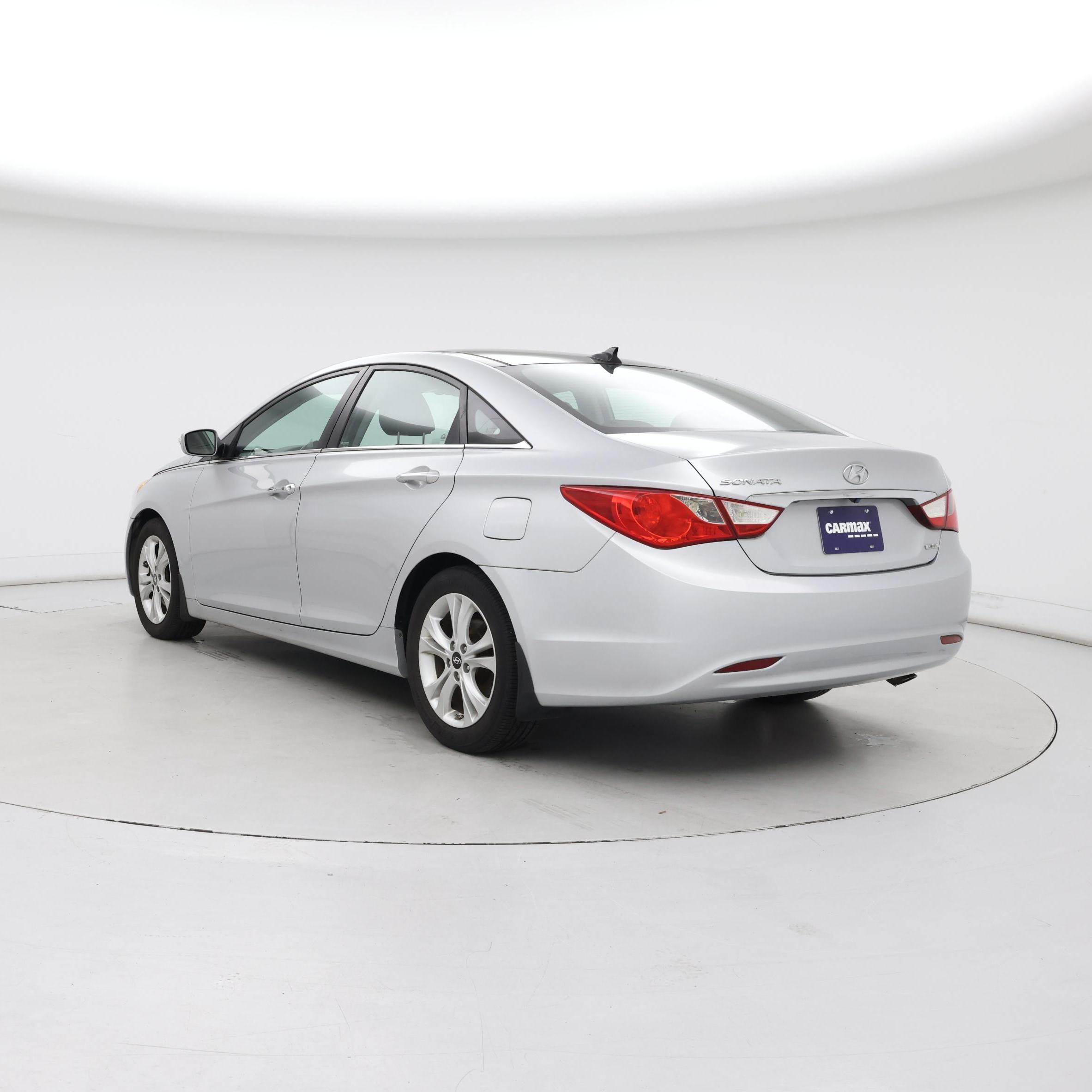 Thumbnail: 2013 Hyundai Sonata - 2