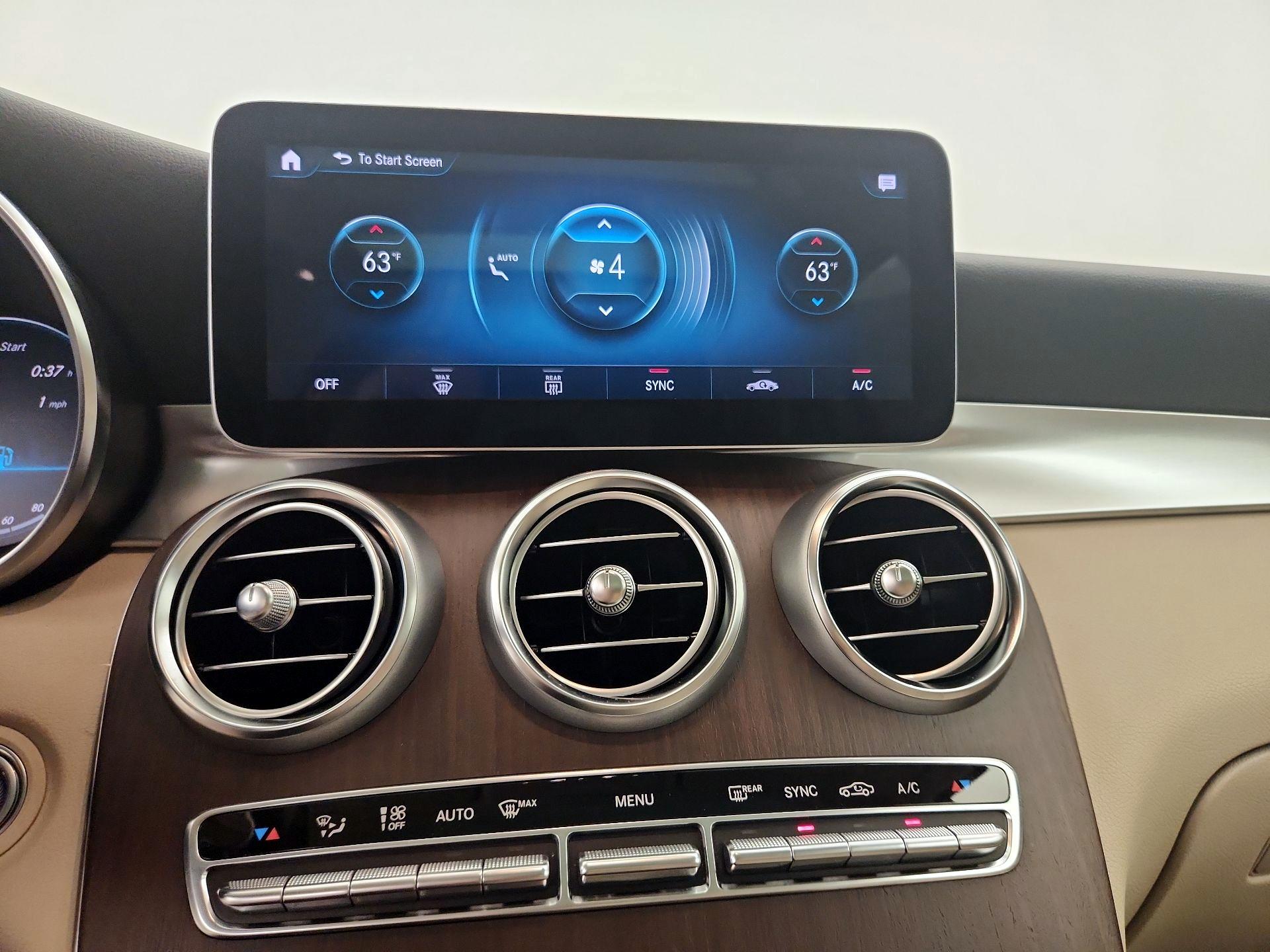 Thumbnail: 2022 Mercedes-Benz GLC - 16