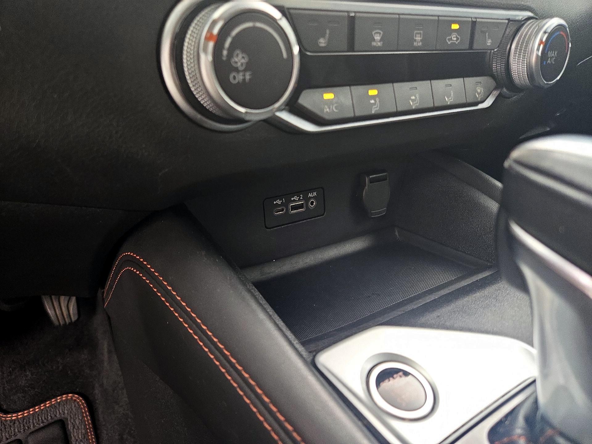 Thumbnail: 2020 Nissan Altima - 18