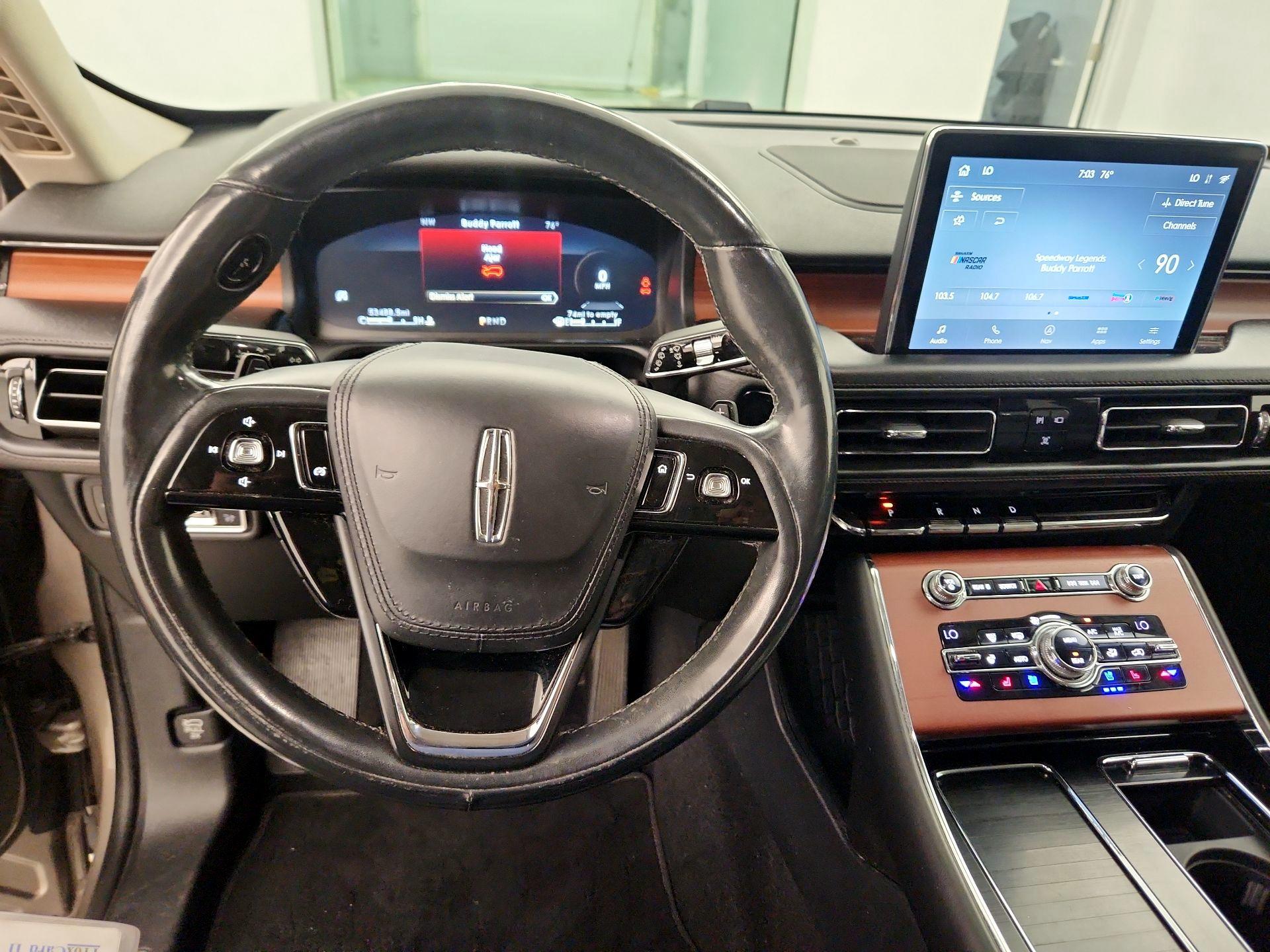 Thumbnail: 2020 Lincoln Aviator - 9