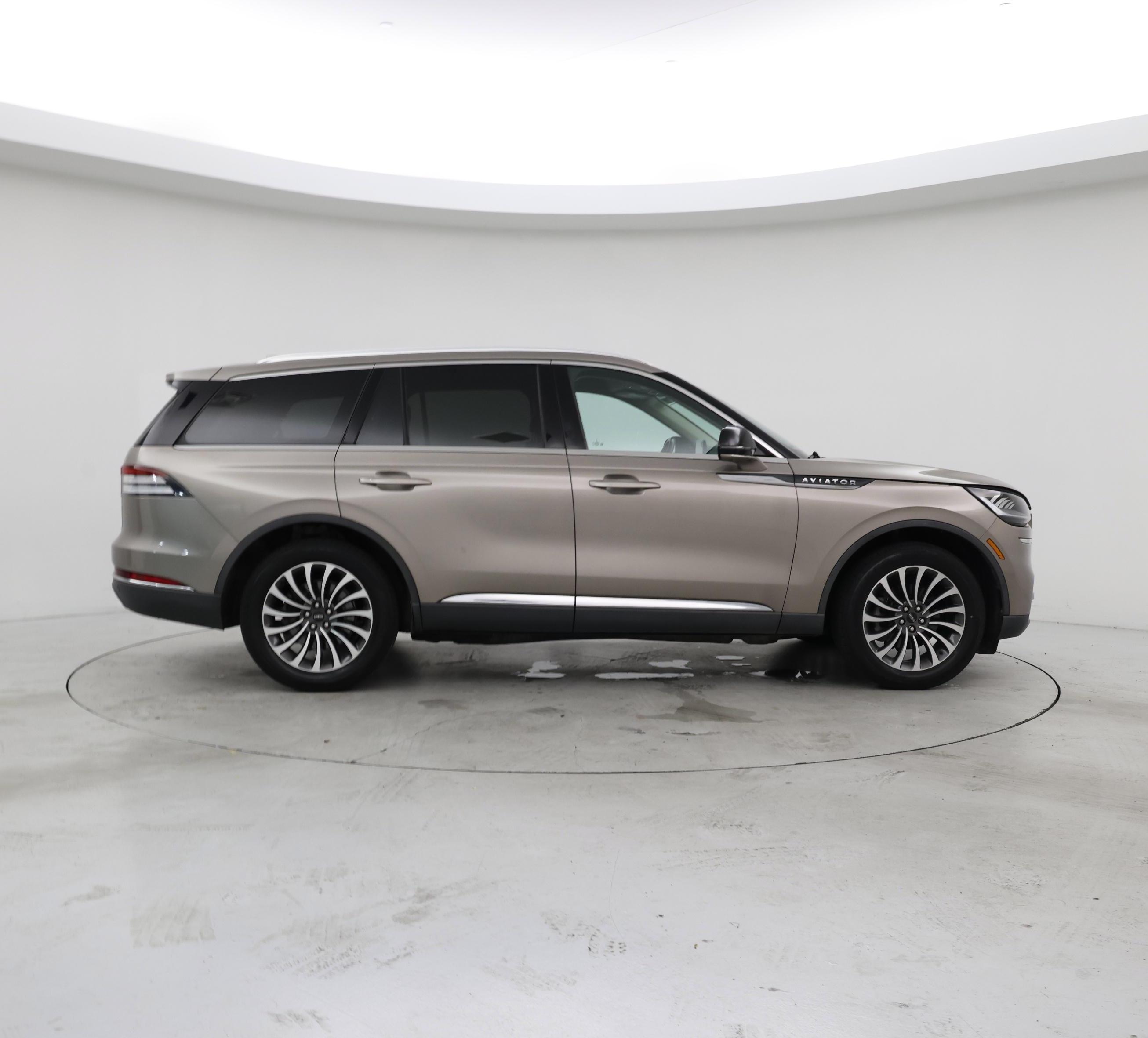 Thumbnail: 2020 Lincoln Aviator - 7