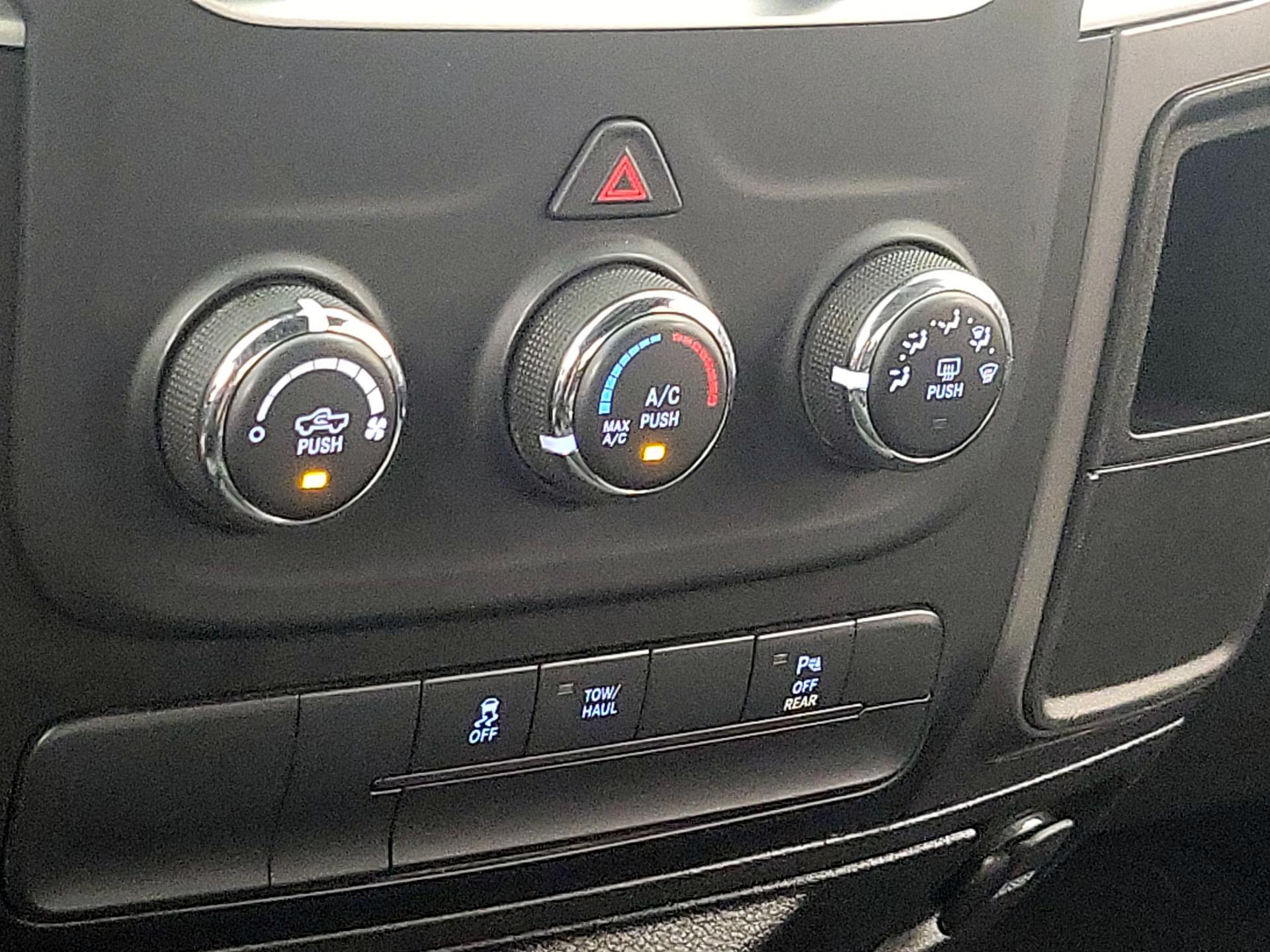 Thumbnail: 2021 RAM 1500 Classic - 16