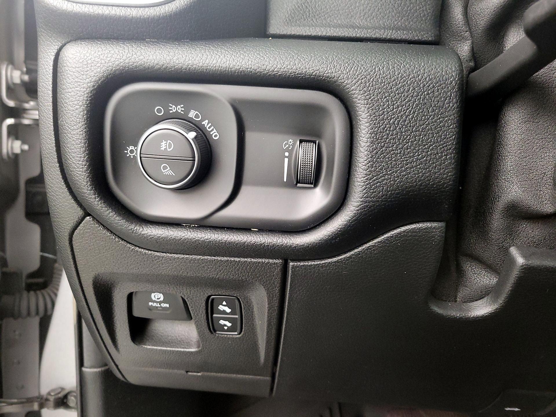 Thumbnail: 2020 RAM 1500 - 13