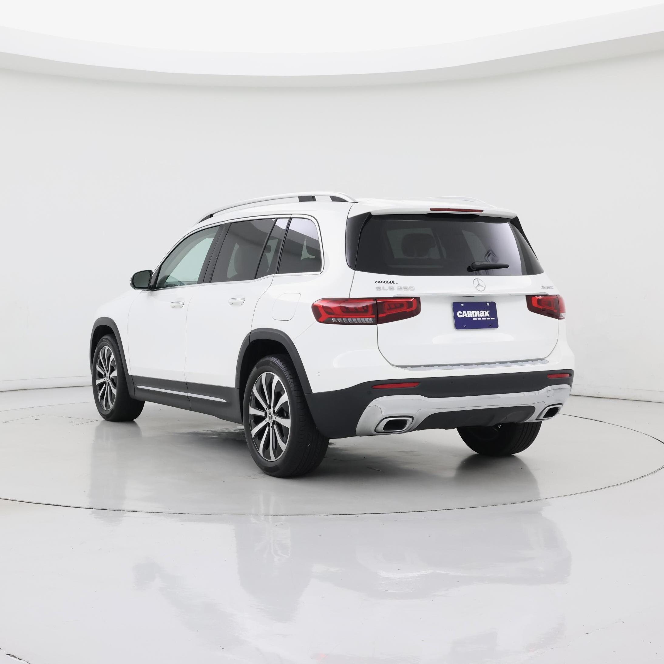 Thumbnail: 2023 Mercedes-Benz GLB - 2