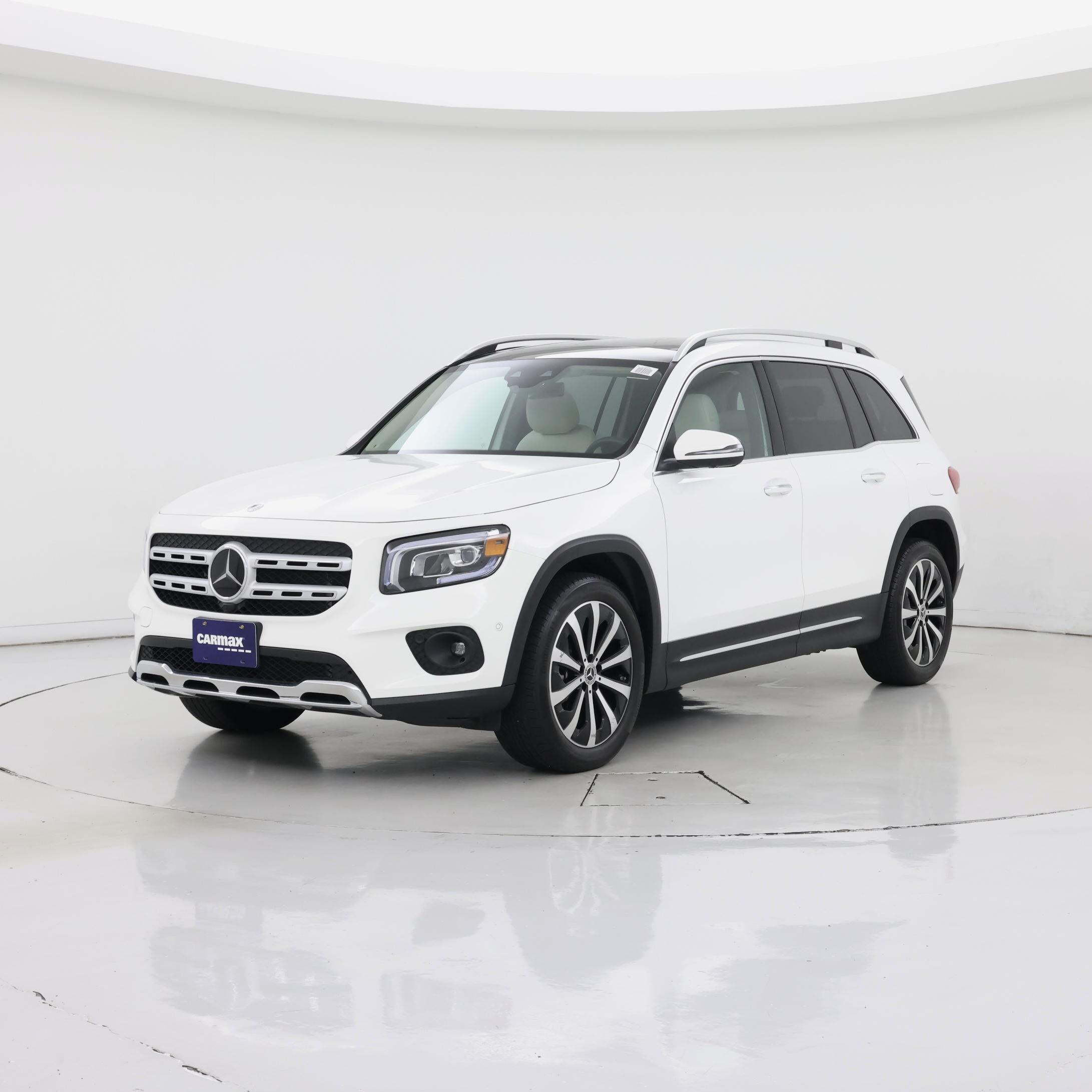 Thumbnail: 2023 Mercedes-Benz GLB - 4