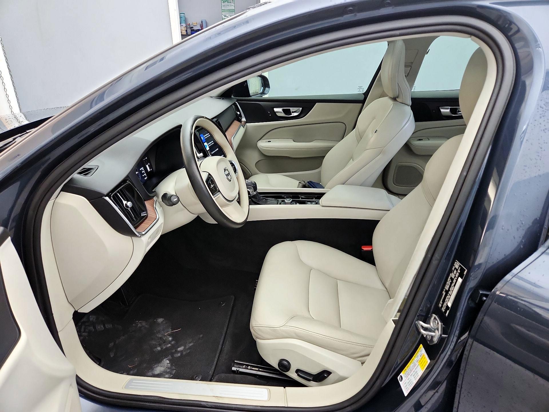 Thumbnail: 2019 Volvo S60 - 11
