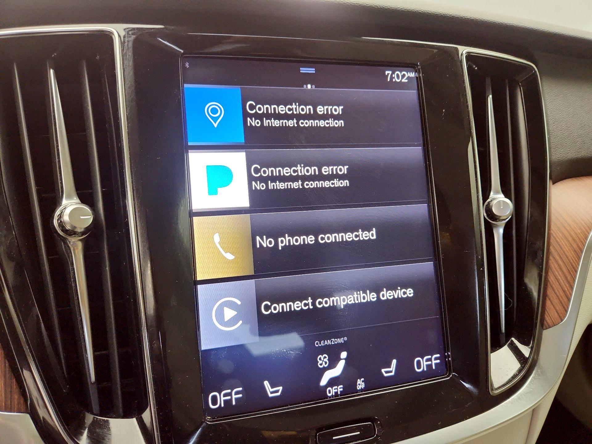 Thumbnail: 2019 Volvo S60 - 15