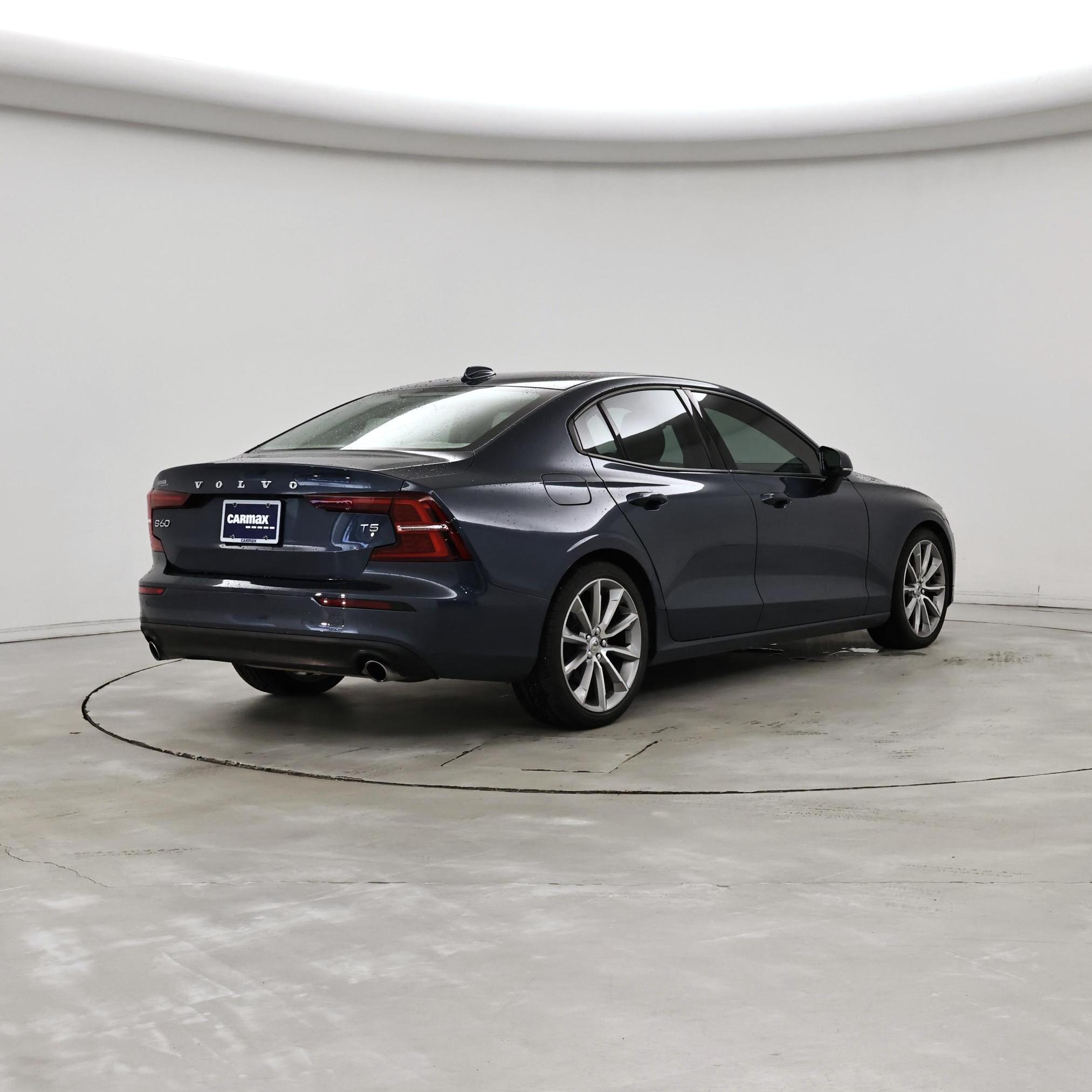 Thumbnail: 2019 Volvo S60 - 8