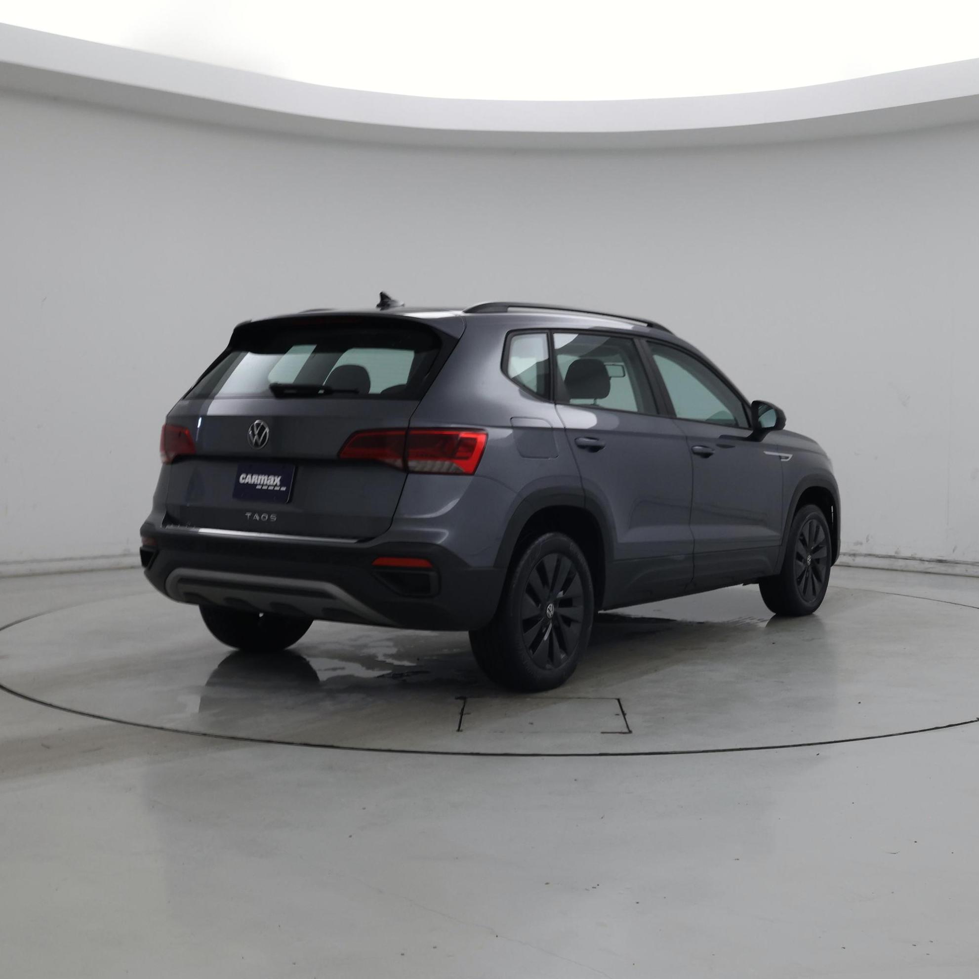 Thumbnail: 2022 Volkswagen Taos - 8