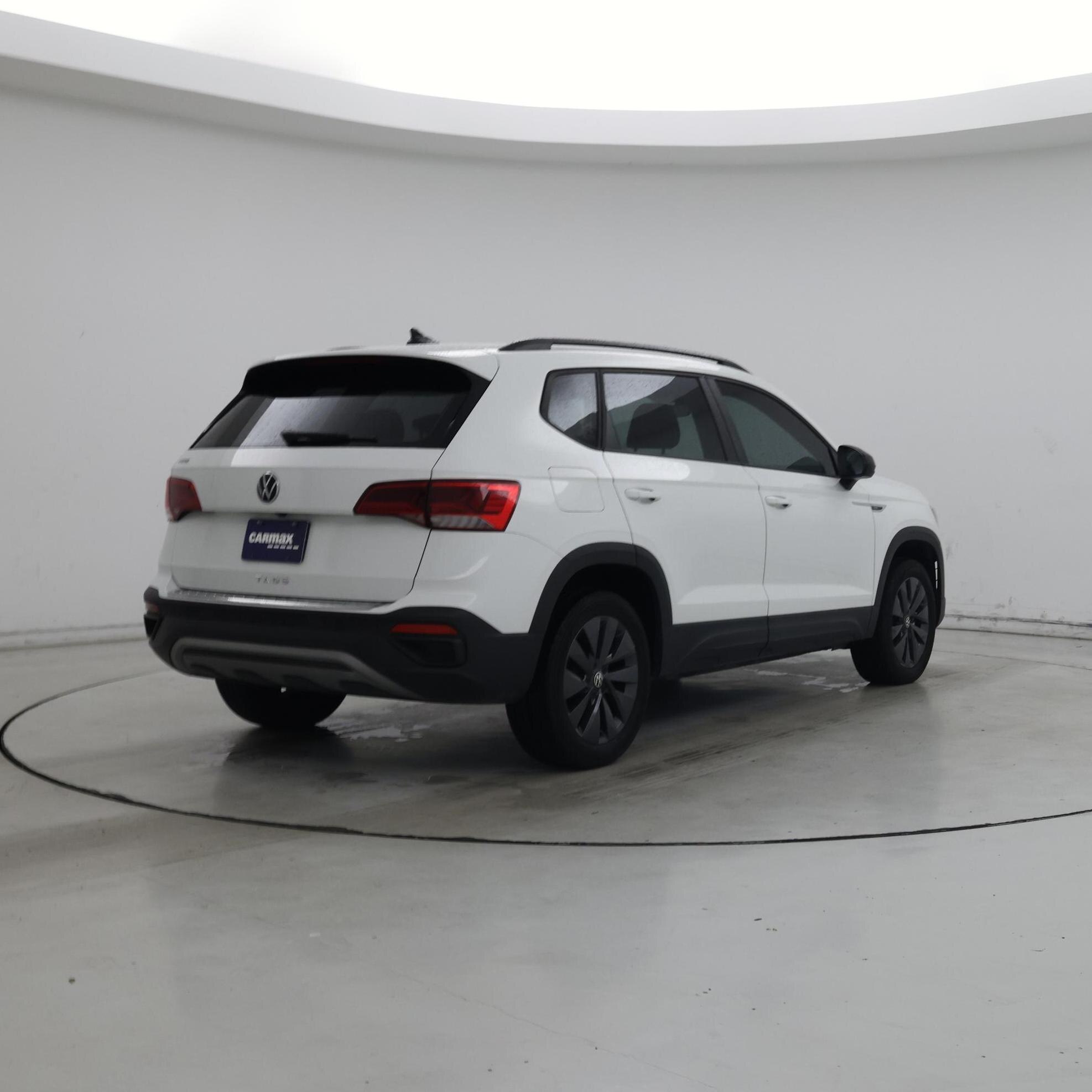 Thumbnail: 2023 Volkswagen Taos - 8
