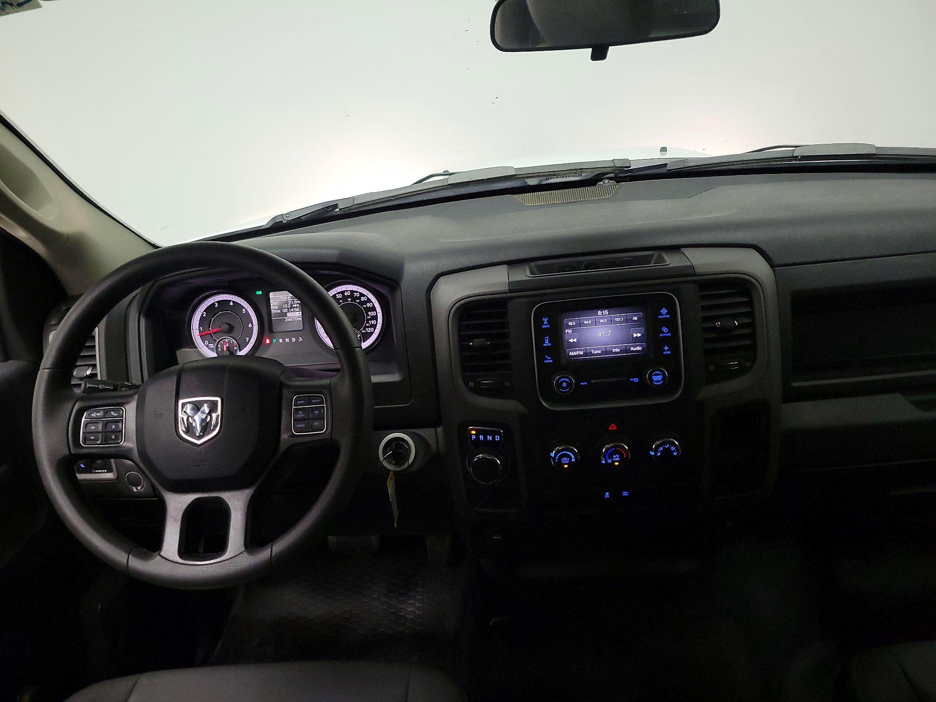 Thumbnail: 2023 RAM 1500 Classic - 9