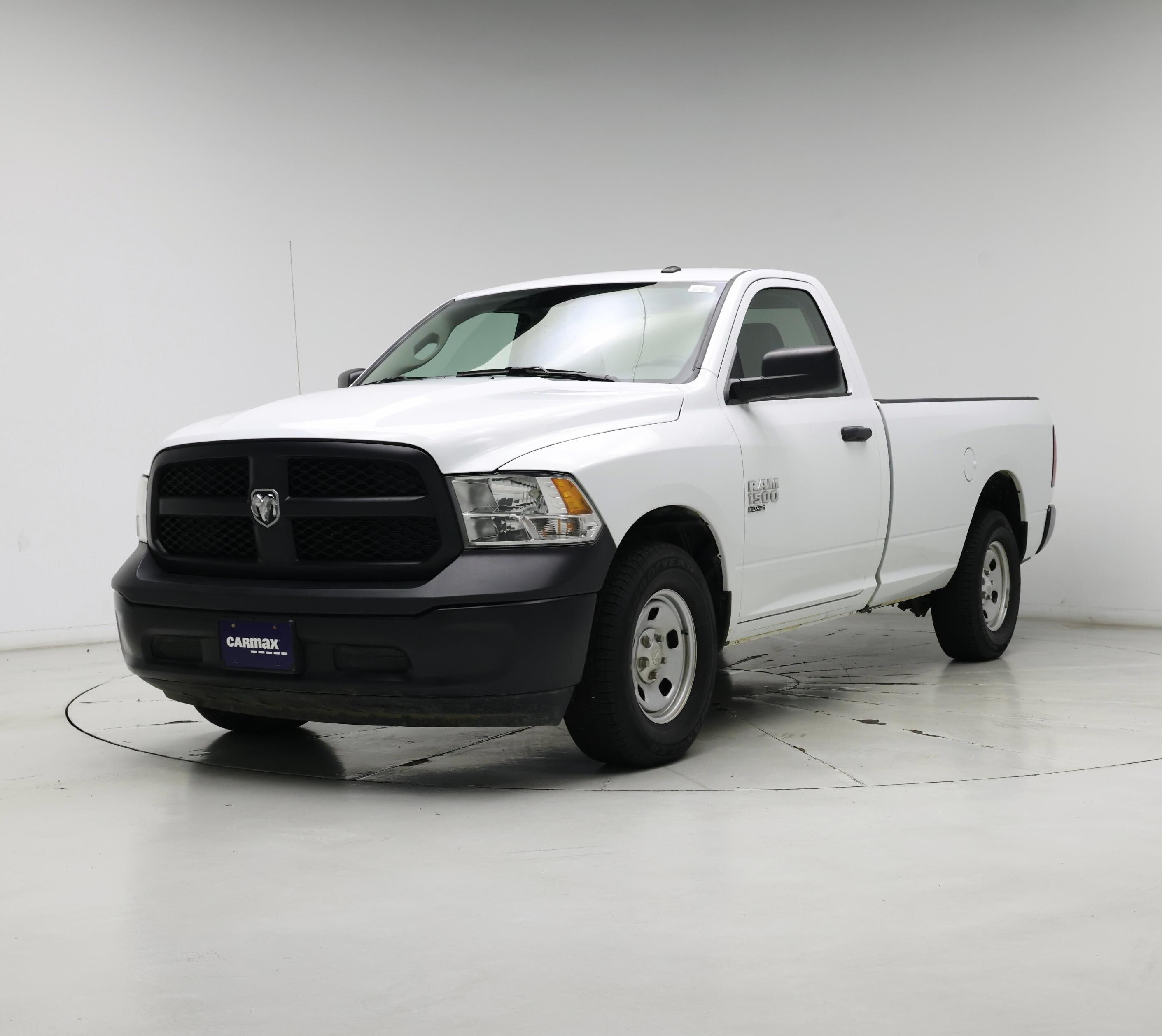 Thumbnail: 2023 RAM 1500 Classic - 4