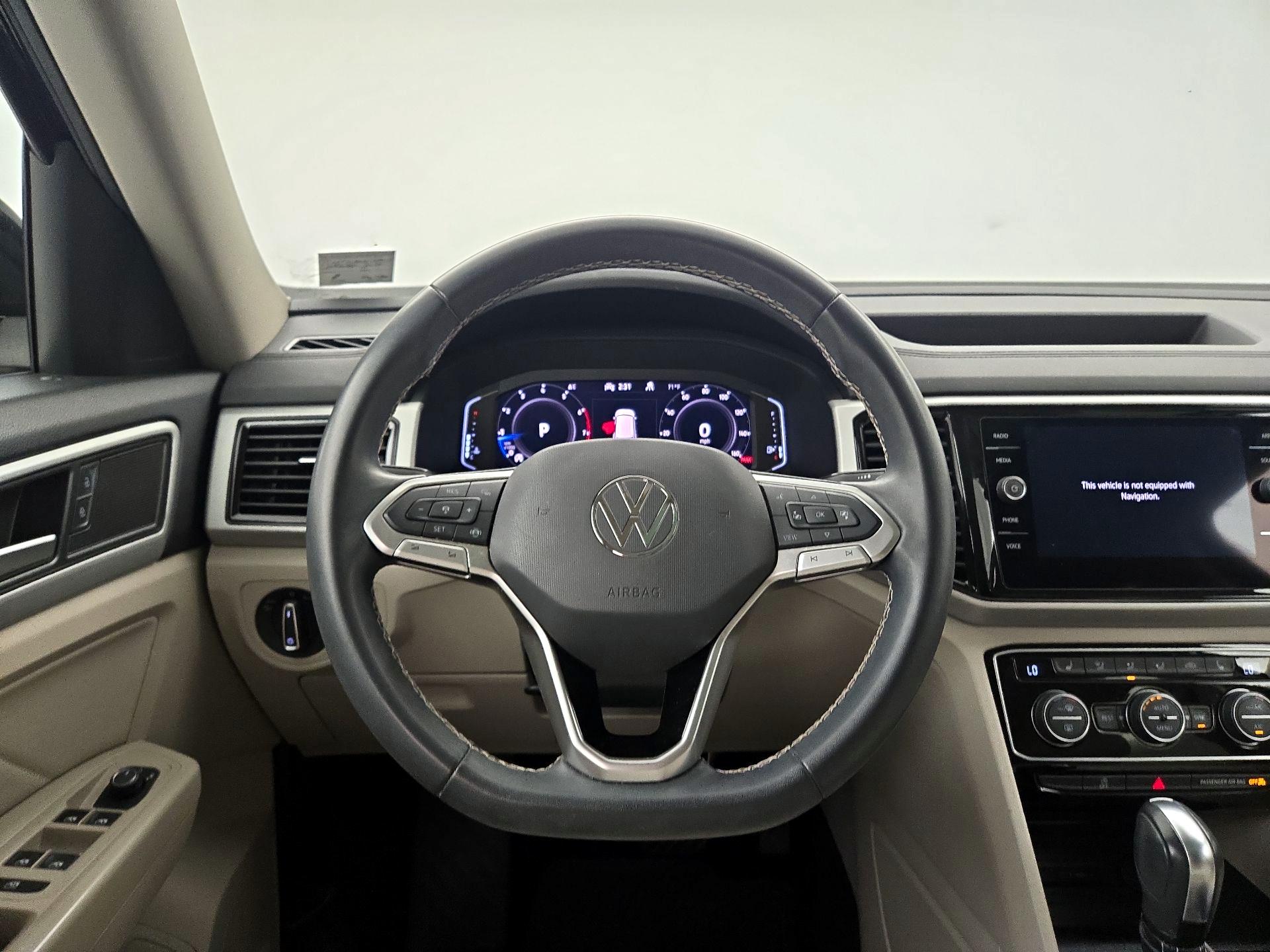 Thumbnail: 2022 Volkswagen Atlas - 10