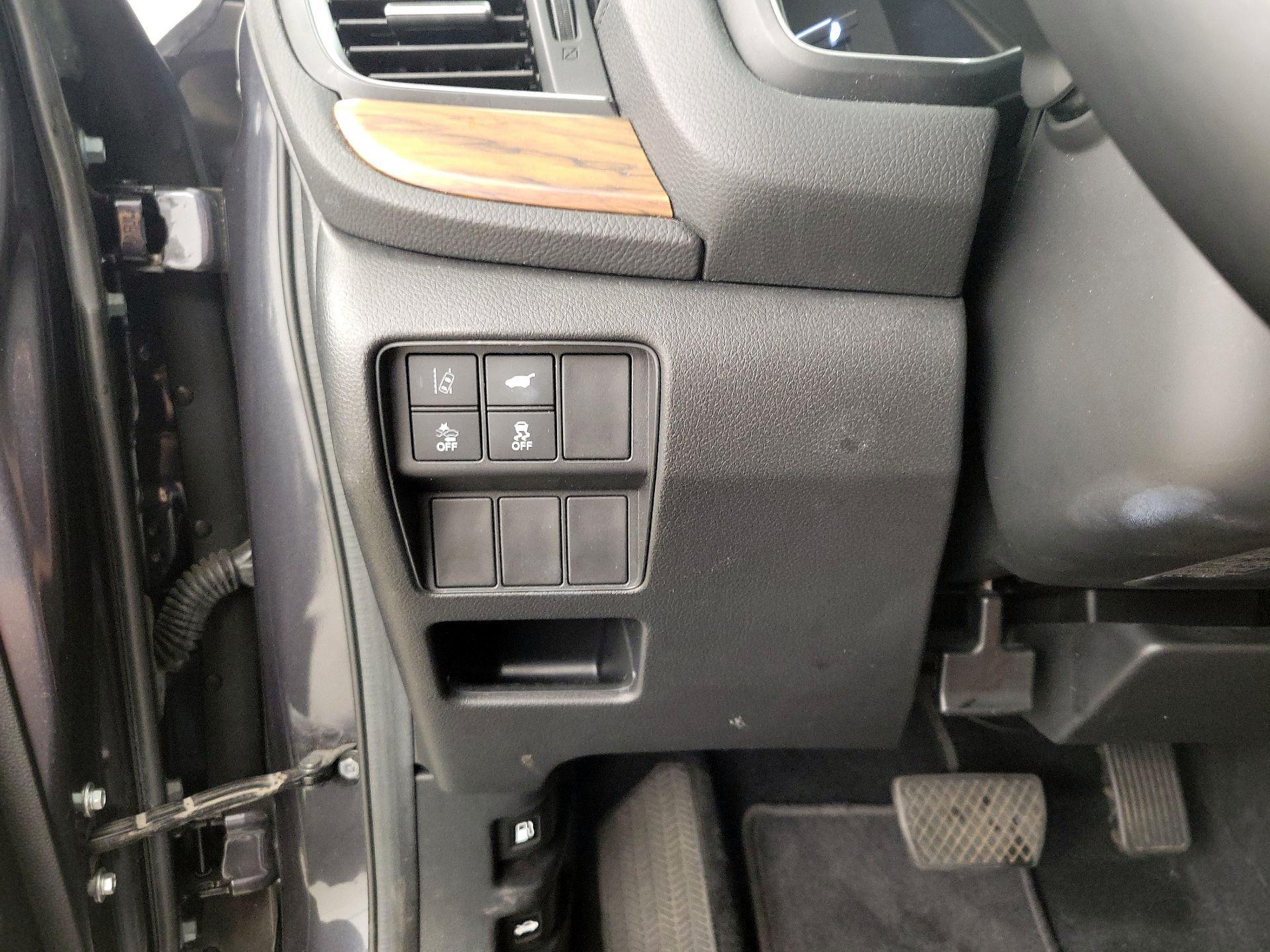 Thumbnail: 2018 Honda CR-V - 13