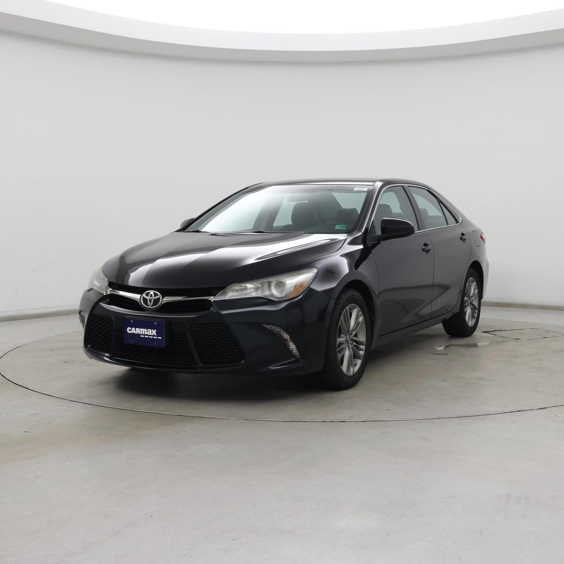 Thumbnail: 2016 Toyota Camry - 4