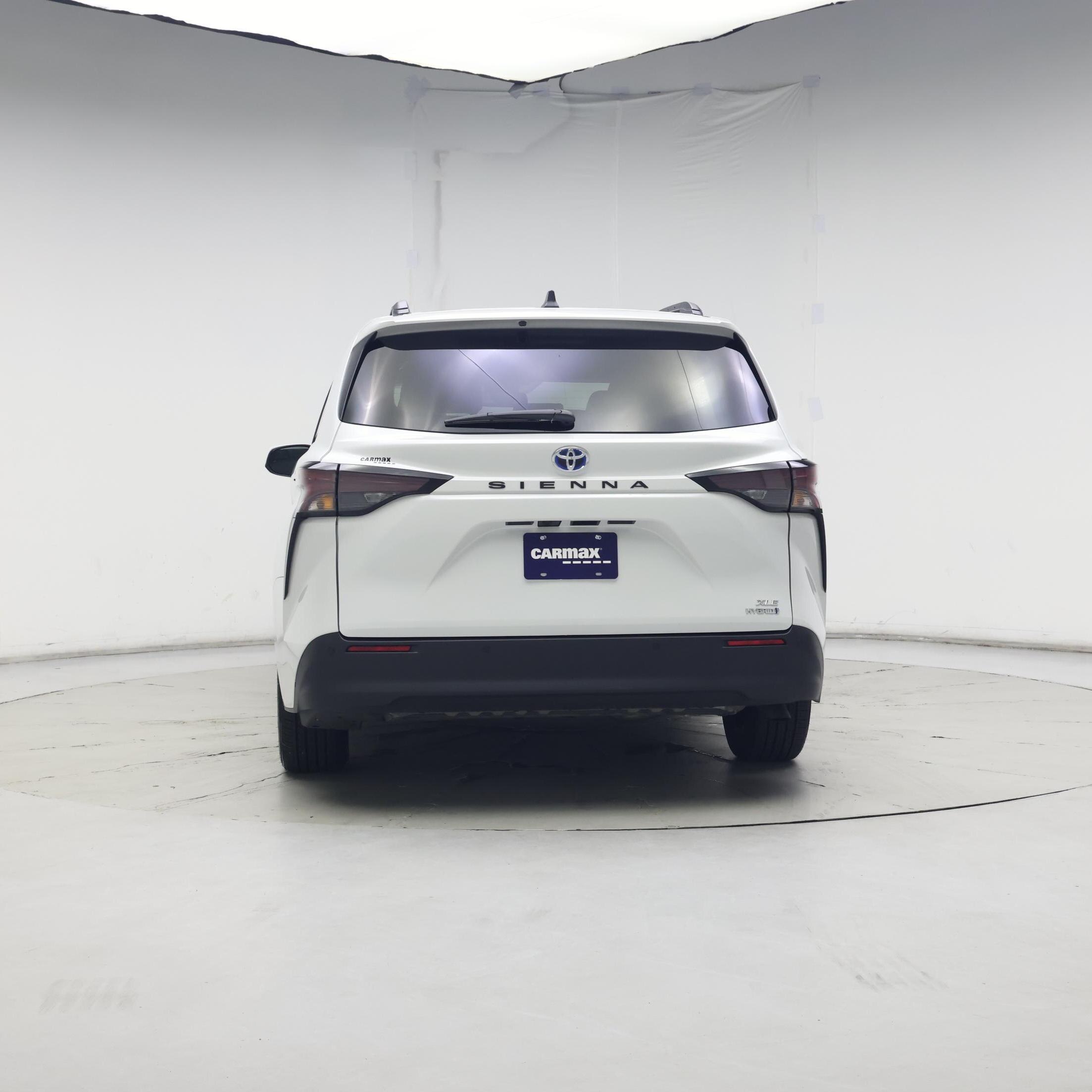 Thumbnail: 2023 Toyota Sienna - 6