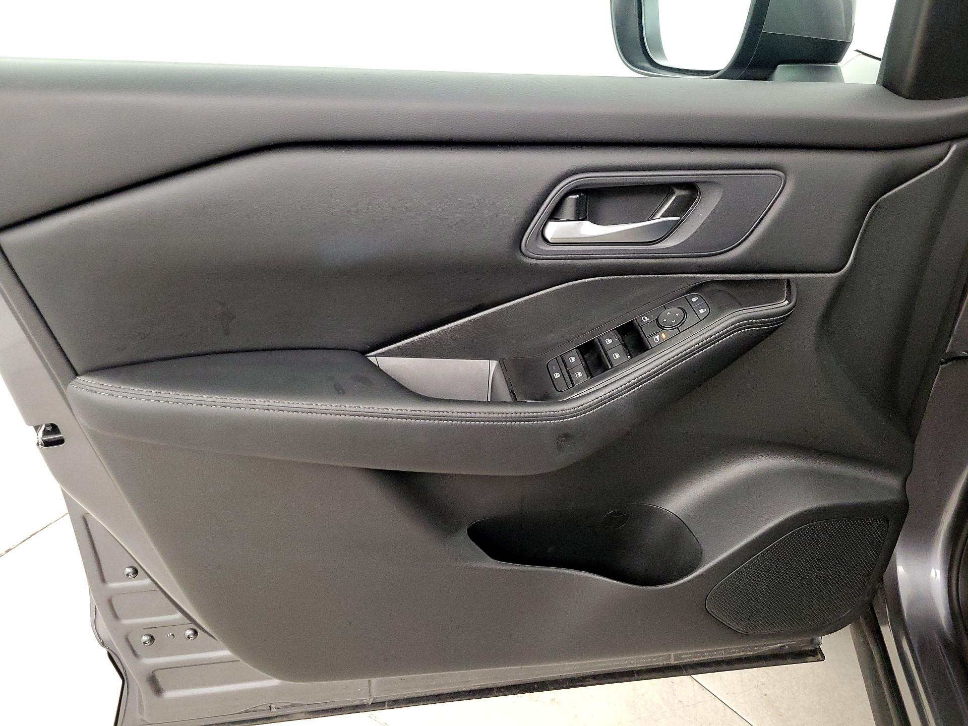 Thumbnail: 2024 Nissan Rogue - 12