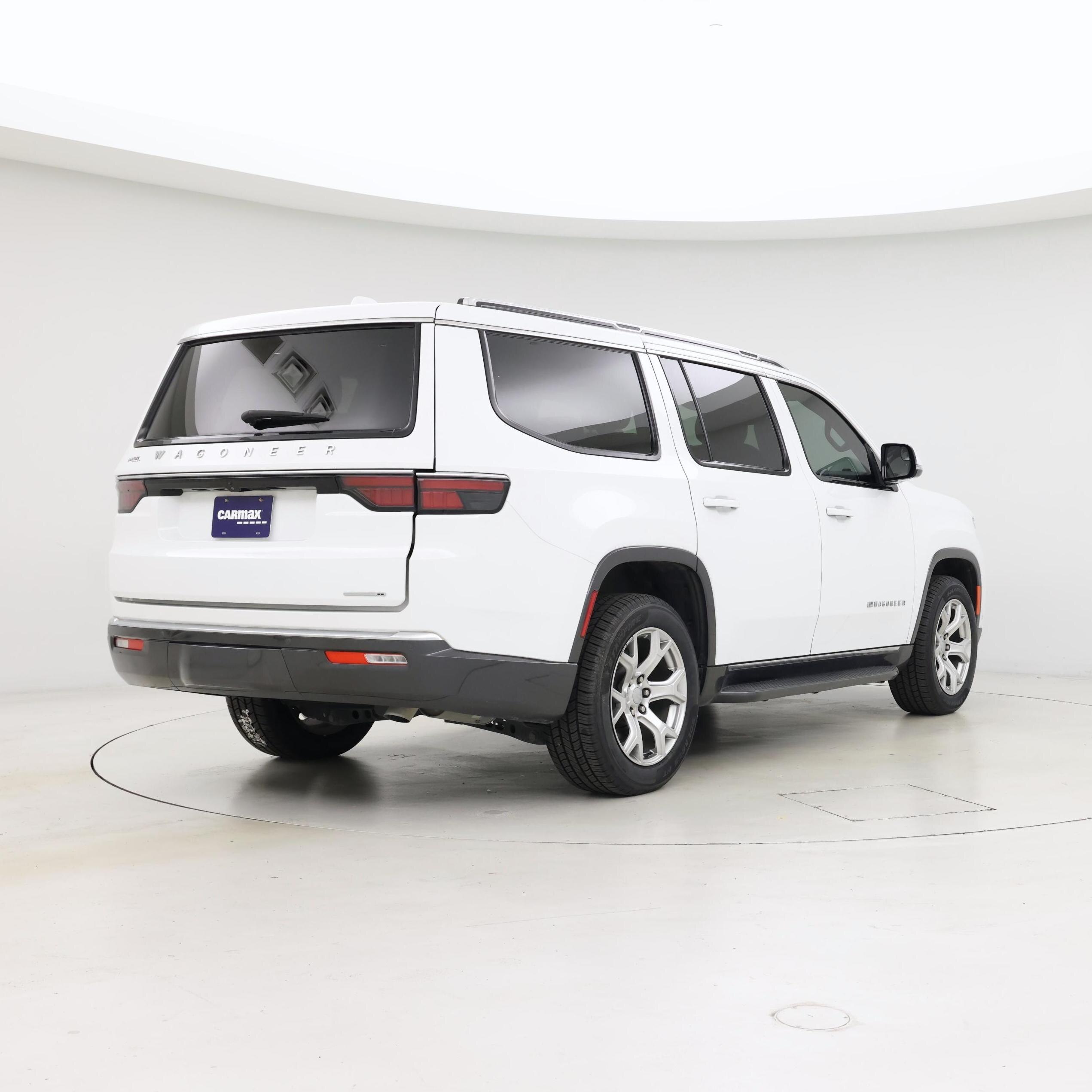 Thumbnail: 2022 Jeep Wagoneer - 8