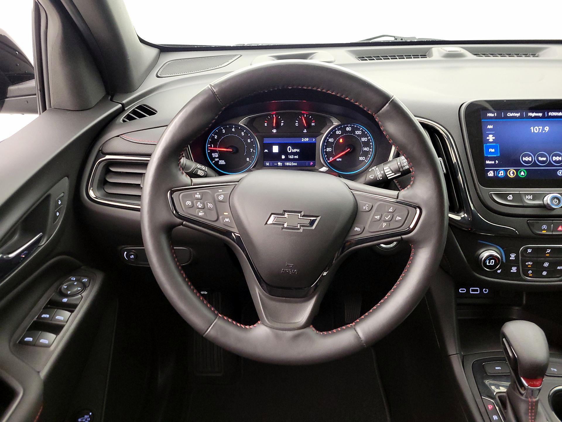Thumbnail: 2022 Chevrolet Equinox - 10