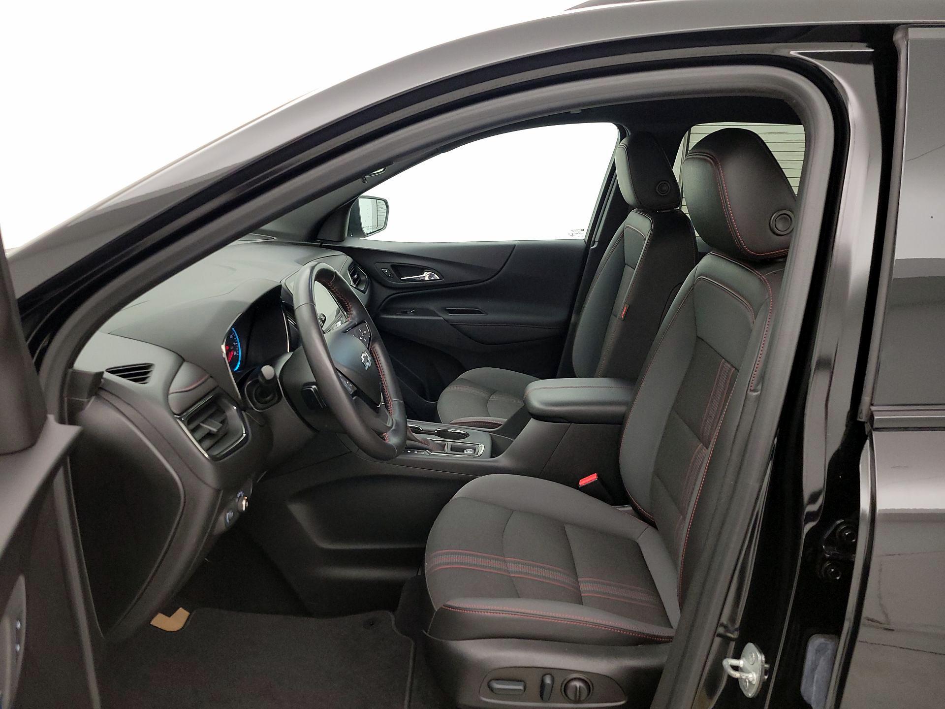 Thumbnail: 2022 Chevrolet Equinox - 11