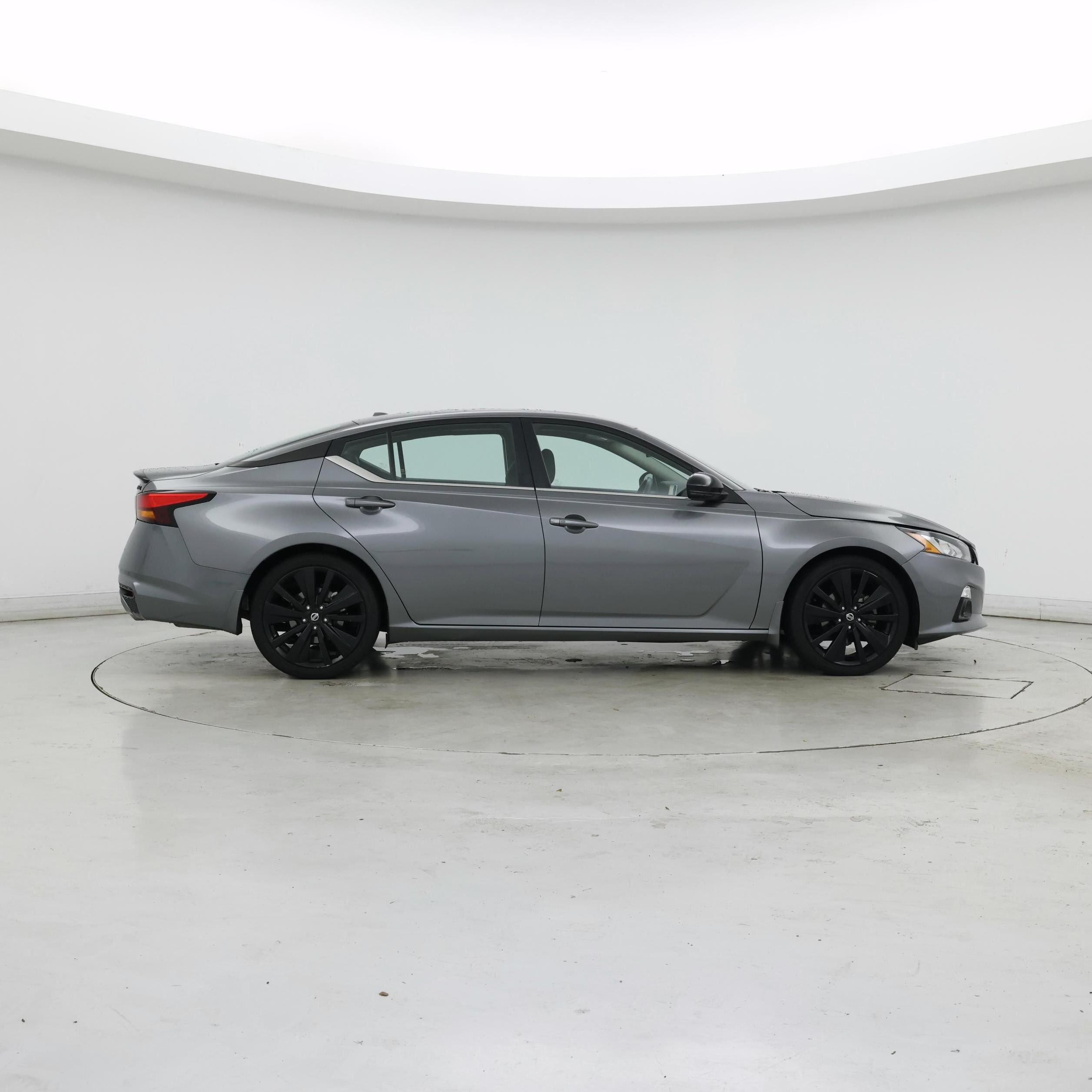 Thumbnail: 2022 Nissan Altima - 7