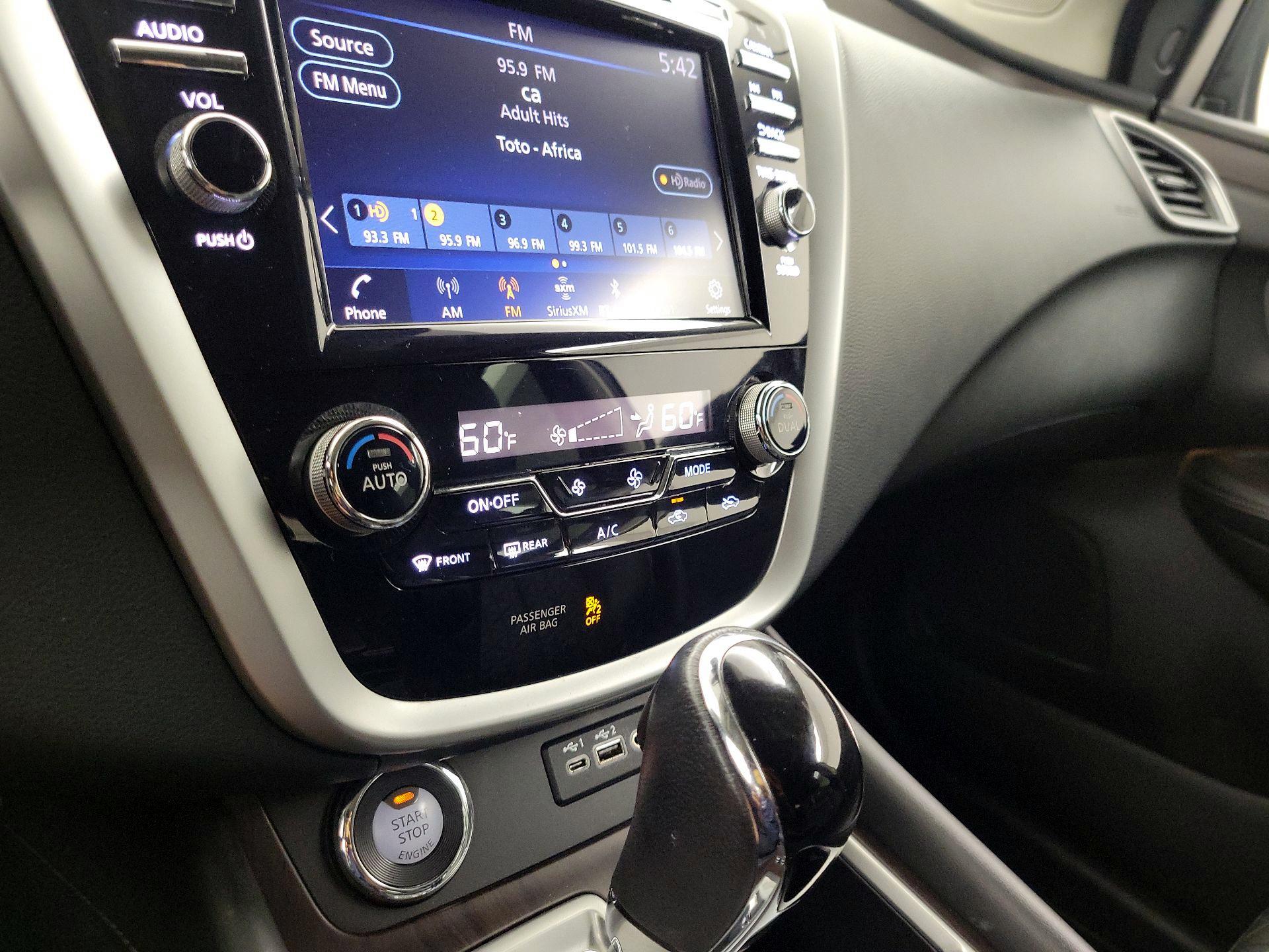 Thumbnail: 2020 Nissan Murano - 17