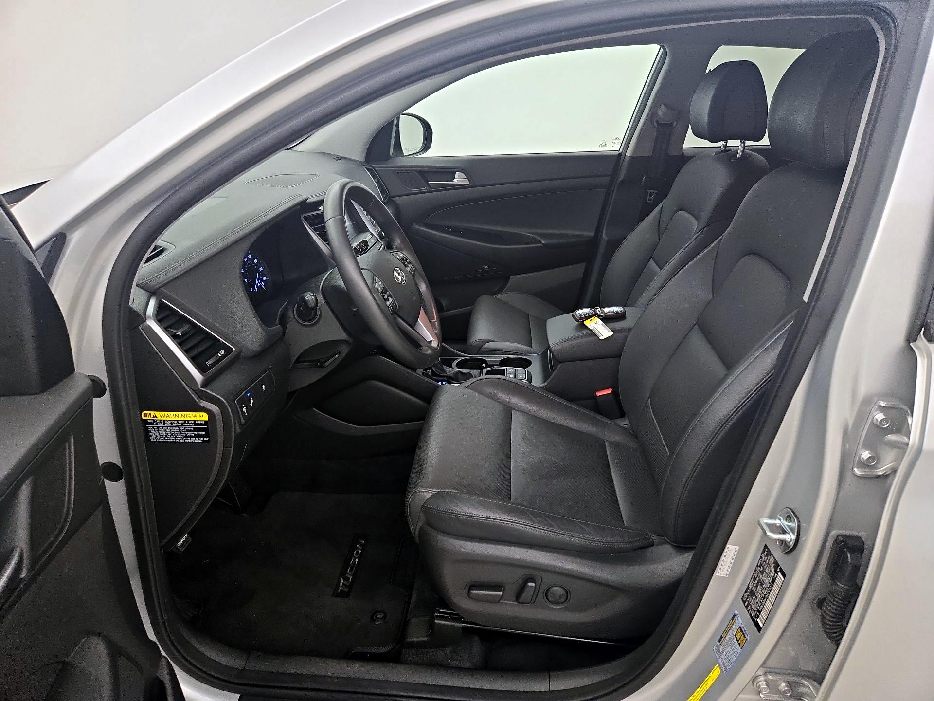 Thumbnail: 2017 Hyundai Tucson - 11