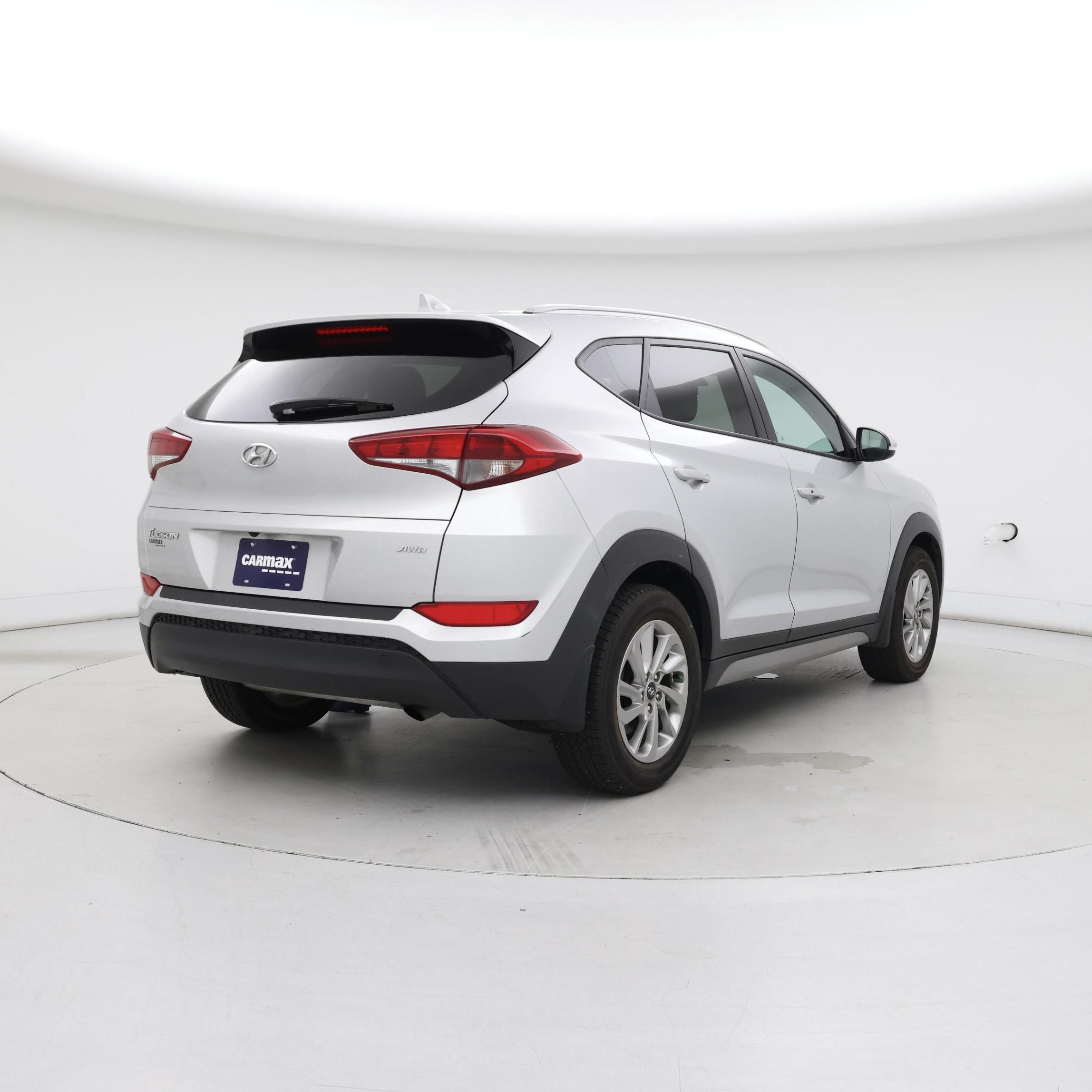 Thumbnail: 2017 Hyundai Tucson - 8