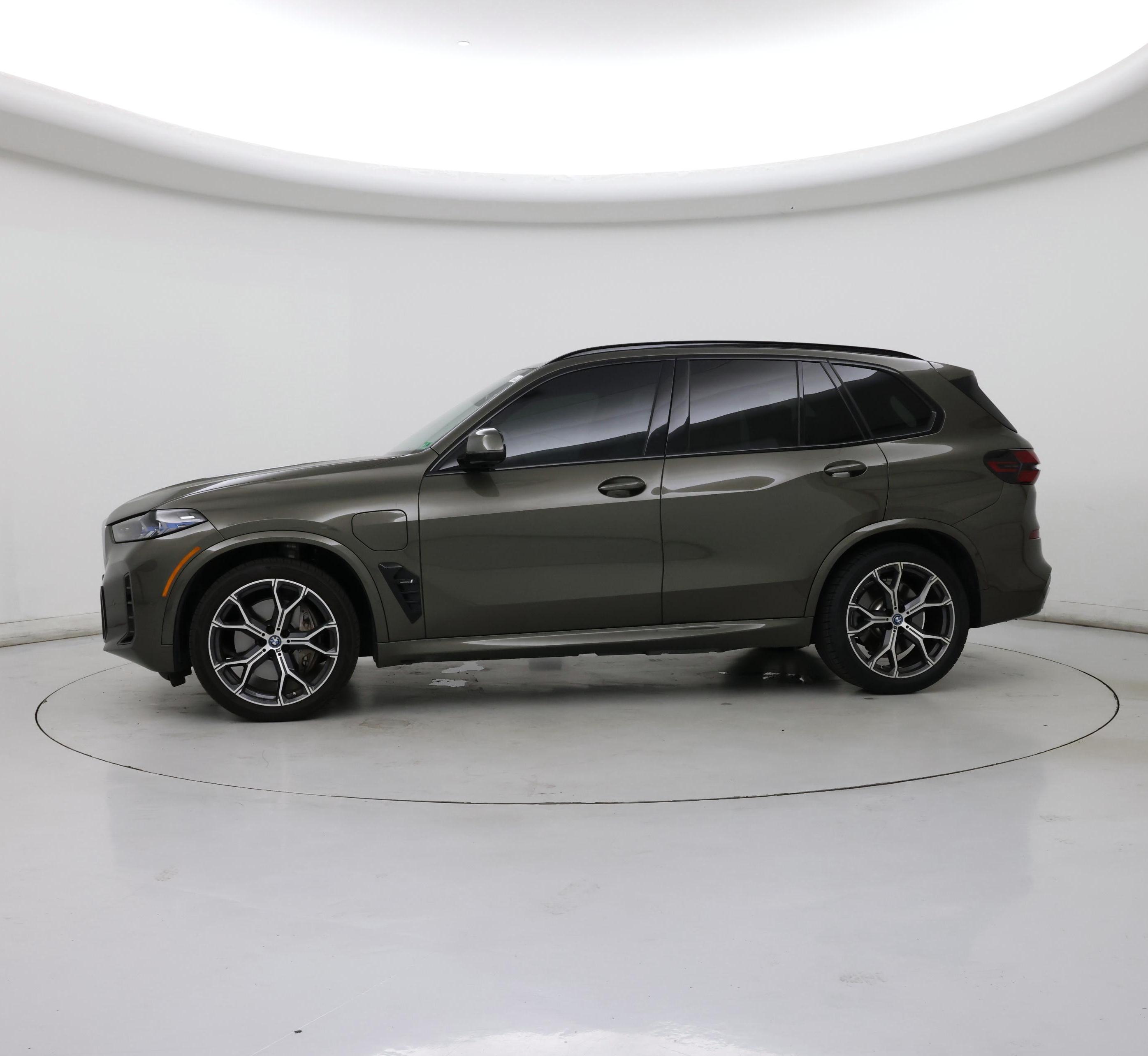 Thumbnail: 2024 BMW X5 - 3