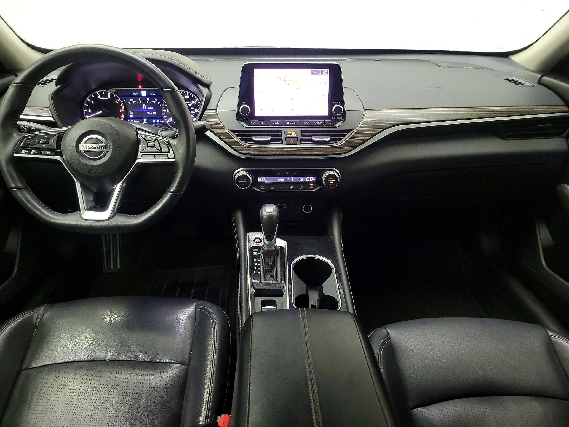 Thumbnail: 2020 Nissan Altima - 9