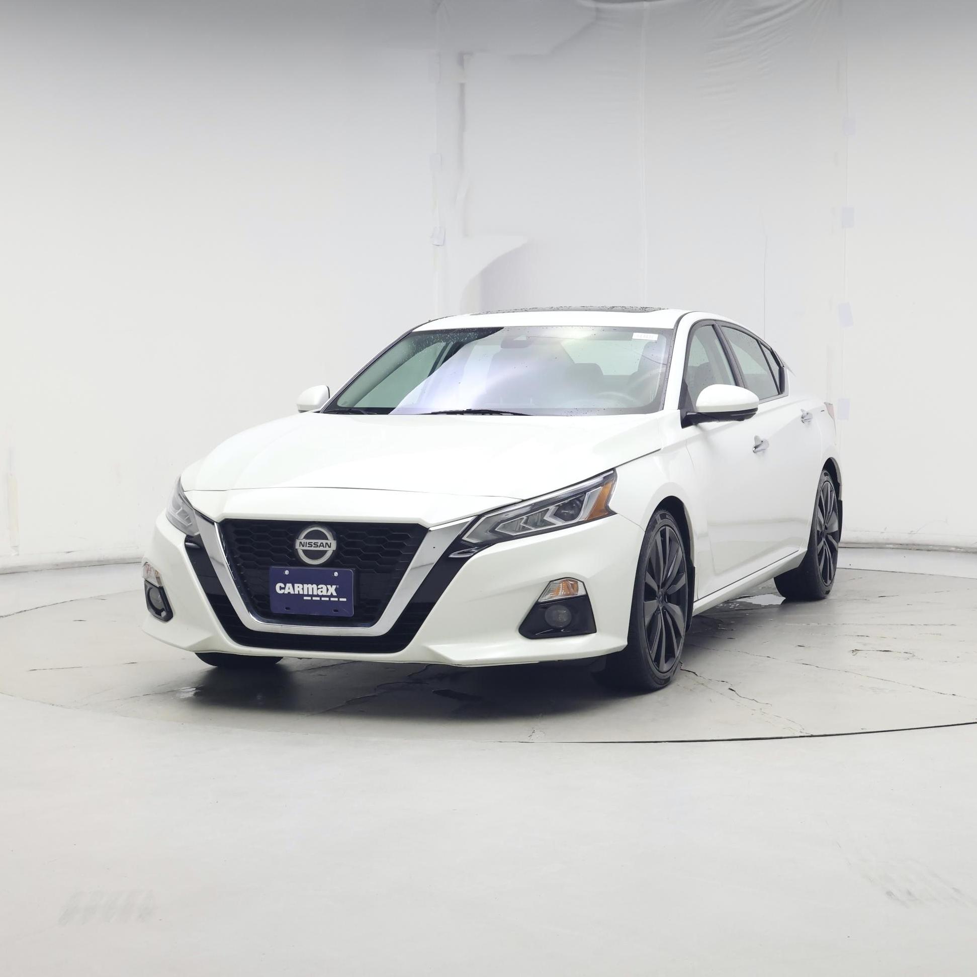 Thumbnail: 2020 Nissan Altima - 4