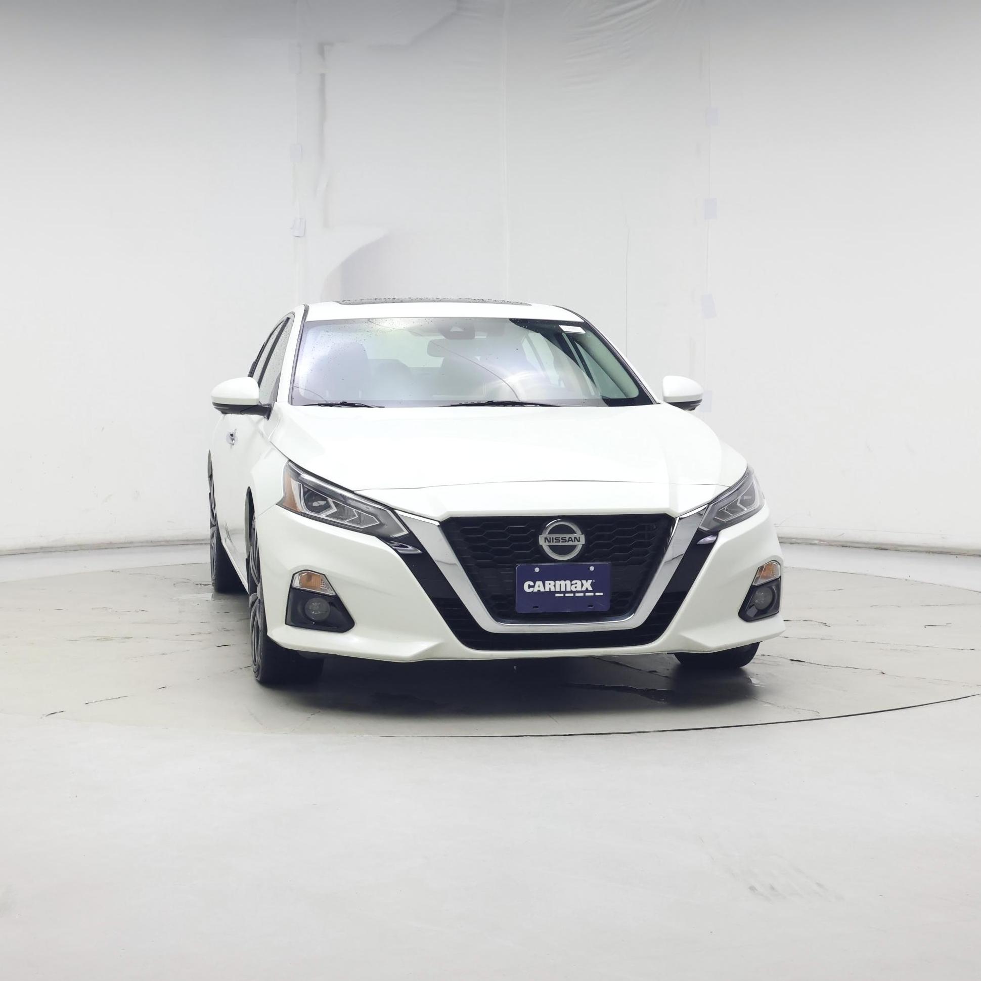 Thumbnail: 2020 Nissan Altima - 5