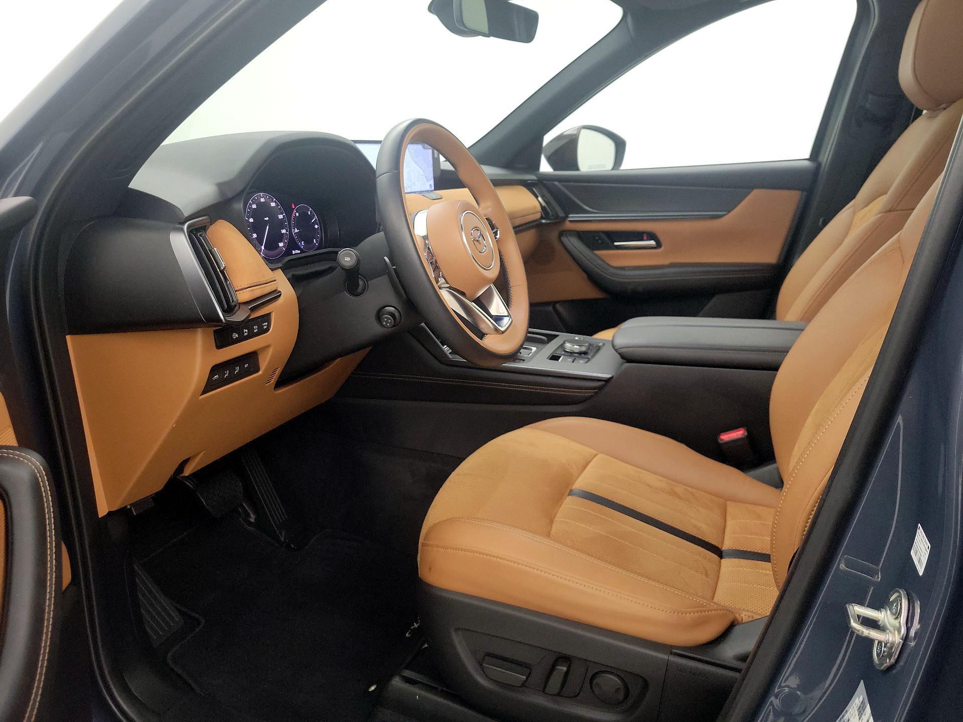 Thumbnail: 2025 Mazda CX-70 - 11