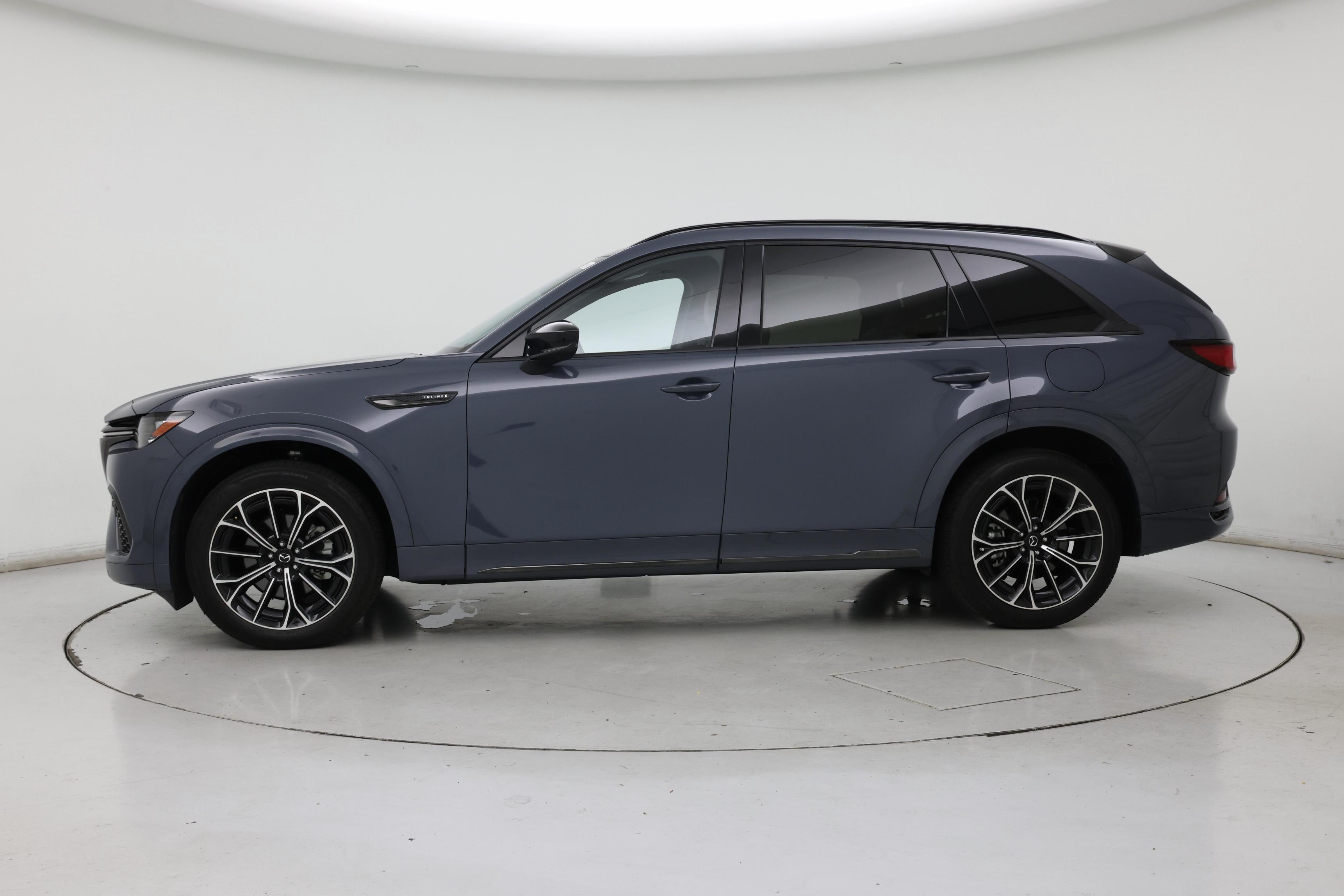 Thumbnail: 2025 Mazda CX-70 - 3